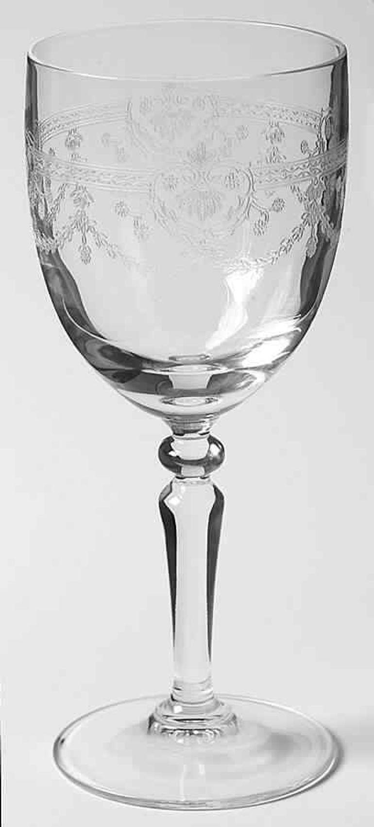Set von 9 d'Arques France Dampierre-Weinkelchen aus geätztem Kristall und Kristall, Kristall im Zustand „Gut“ im Angebot in North Hollywood, CA