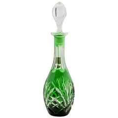 Carafe en cristal de Nachtmann:: Allemagne:: vert taillé en clair:: palmette & hachures