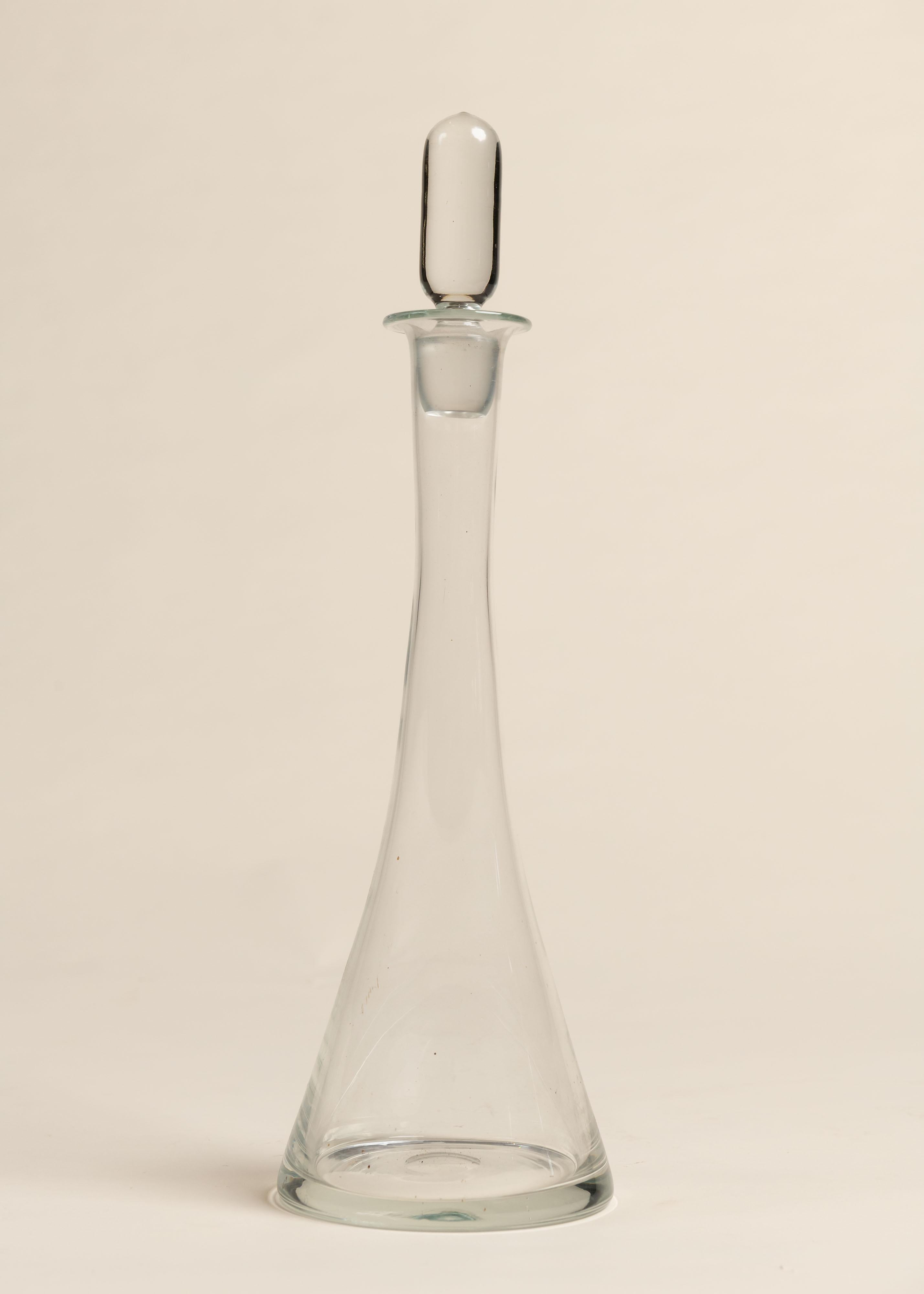 20ième siècle Carafe en cristal avec bouchon, 20e siècle en vente