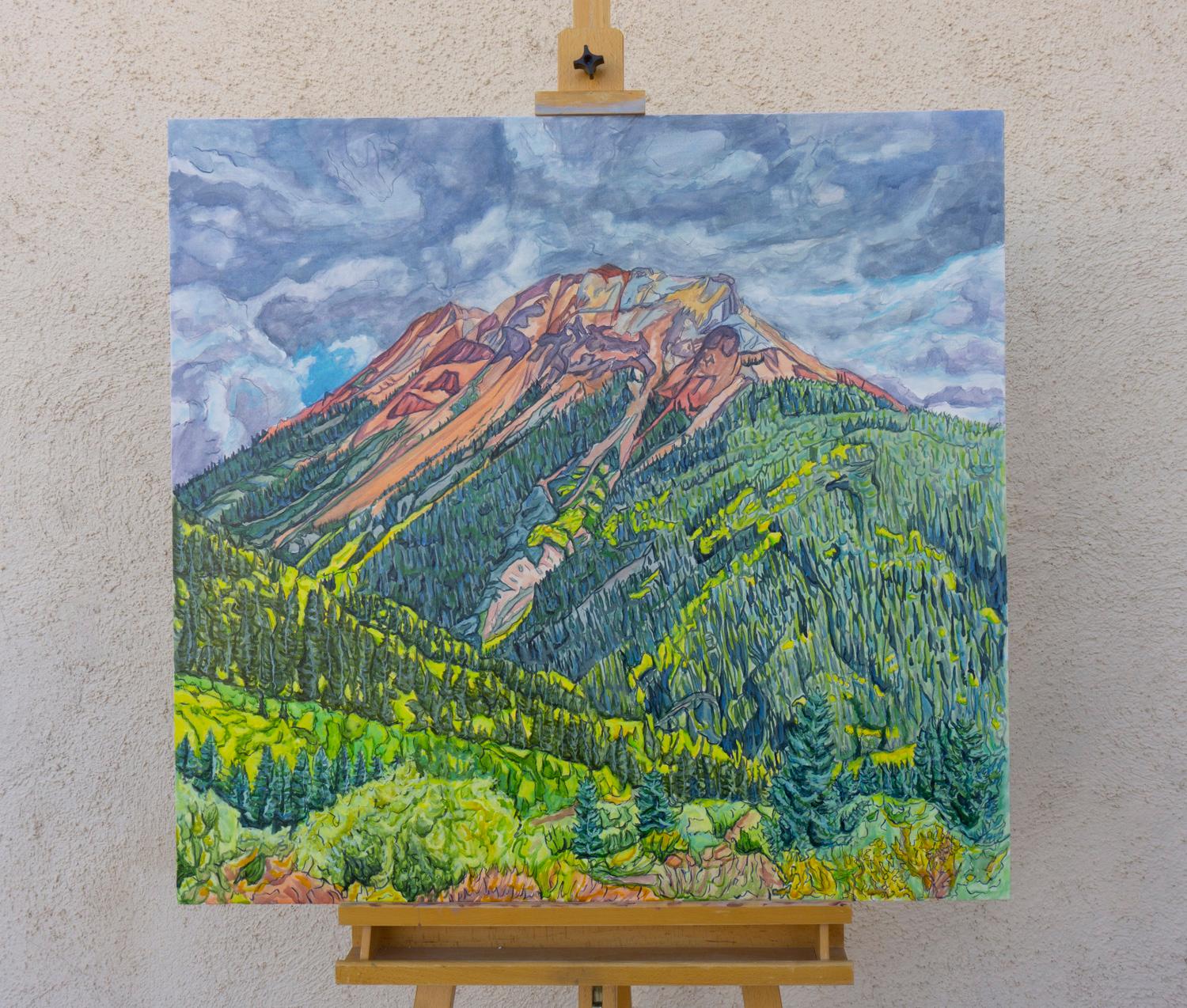 <p>Commentaires de l'artiste<br>Une vue fascinante du col de Red Mountain à l'automne, avec de riches teintes de vert et de jaune. Les nuages sombres et changeants et les trembles qui tournent ajoutent une touche dramatique aux sommets rouges