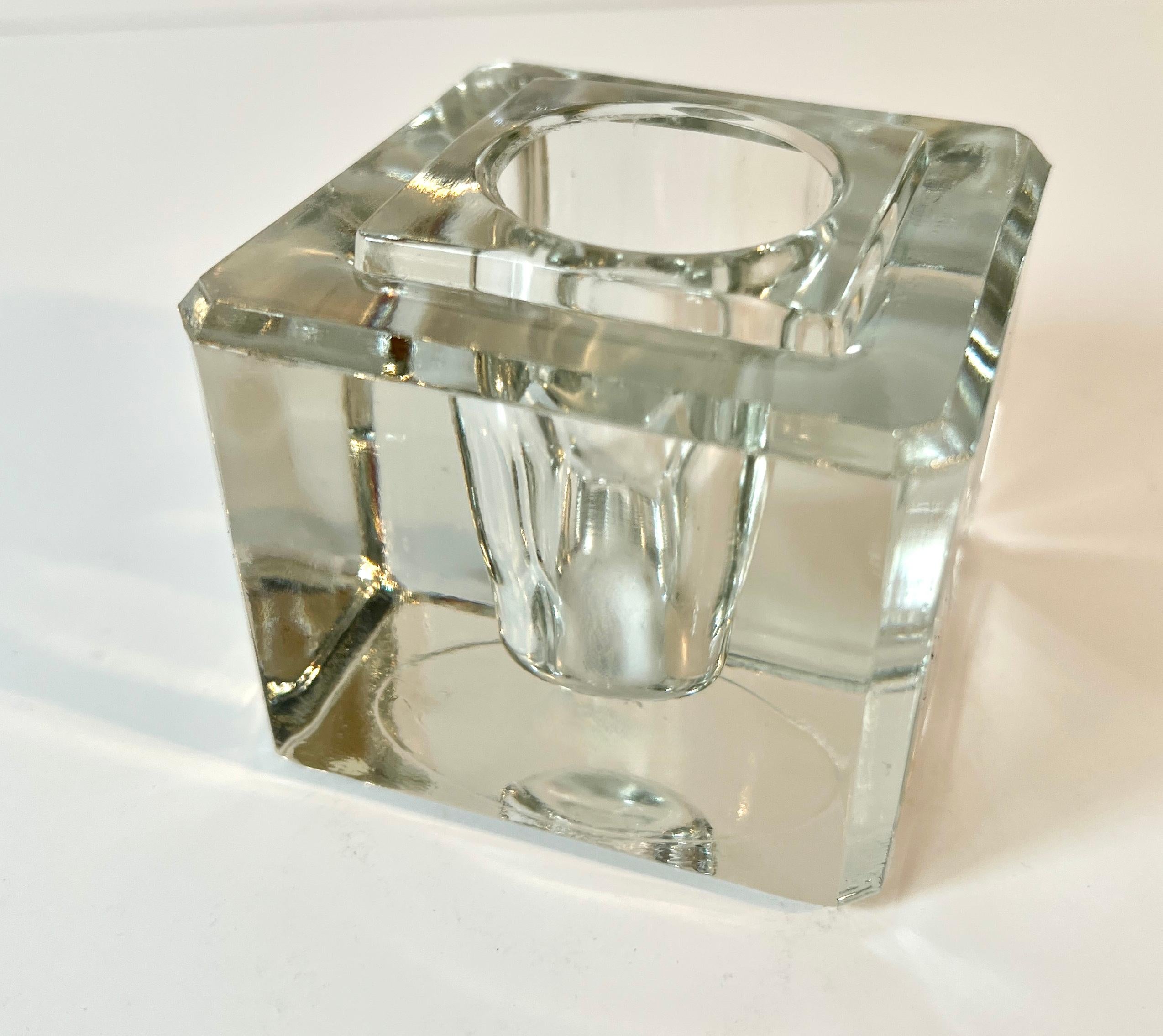 Art Deco Kristall Facettierter Block Briefbeschwerer Vase/Schreibtischzubehör aus Kristall (Moderne) im Angebot