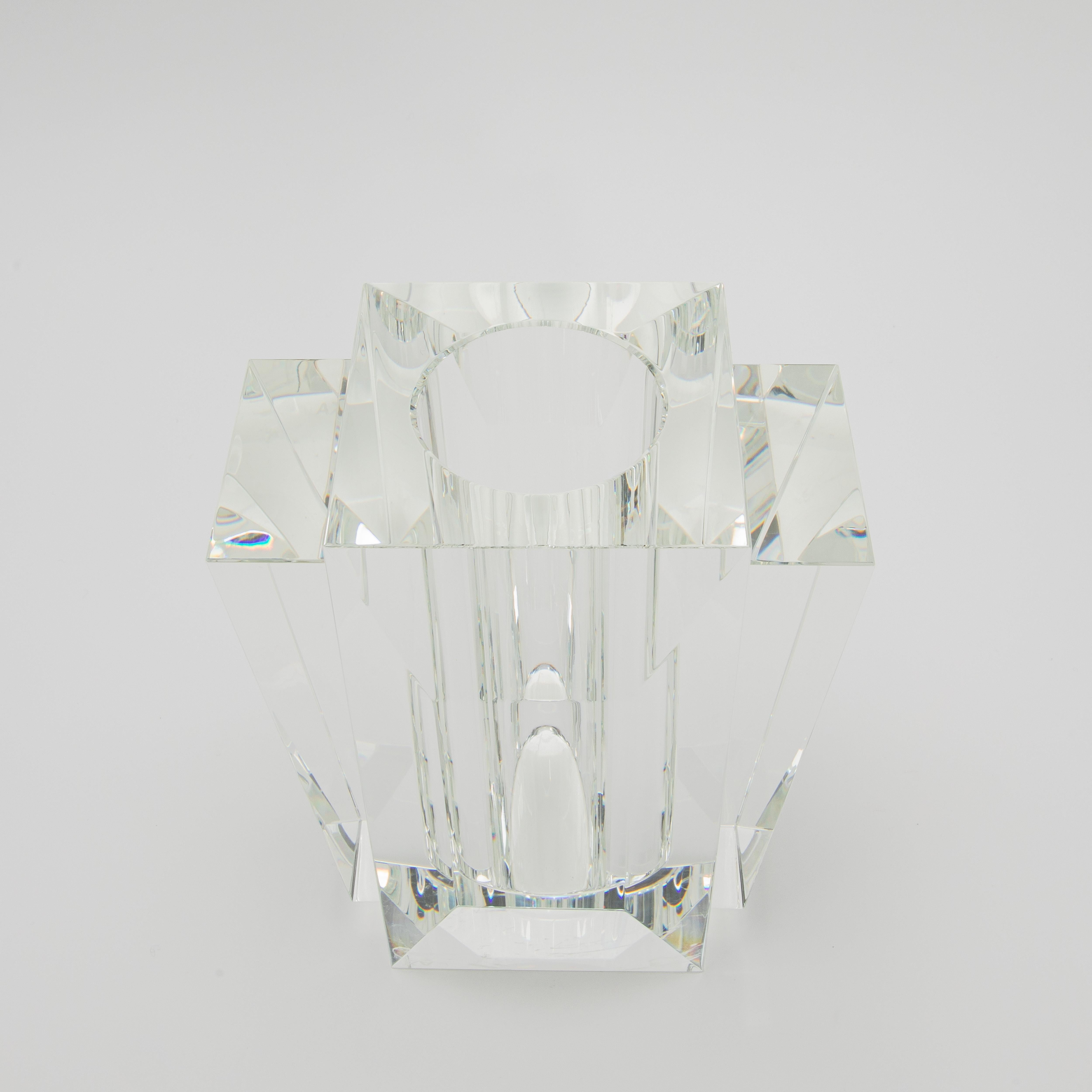 XXI secolo e contemporaneo Vaso di cristallo Fins di KA Glass in vendita