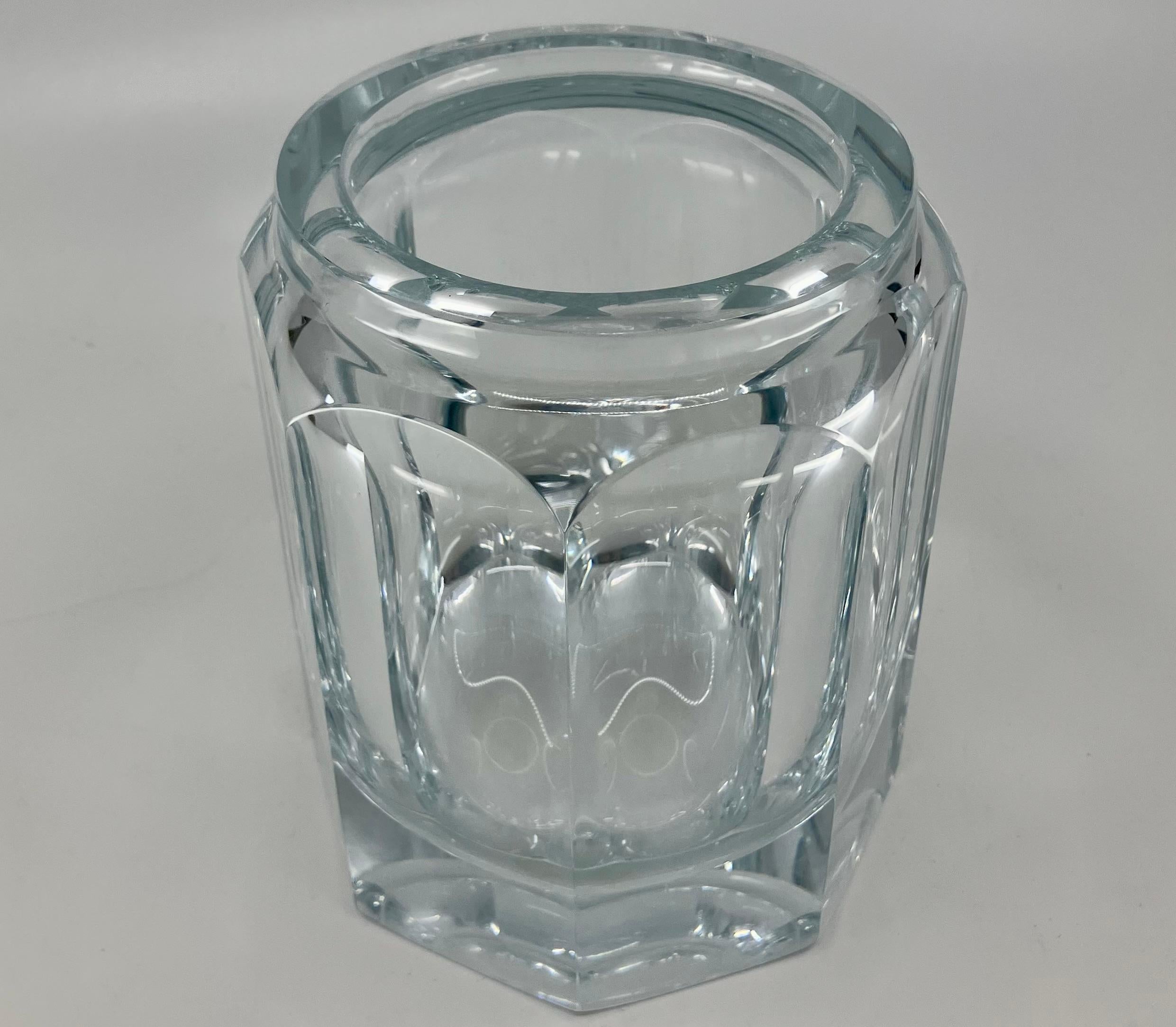 Argentino Vaso di cristallo scanalato in vendita