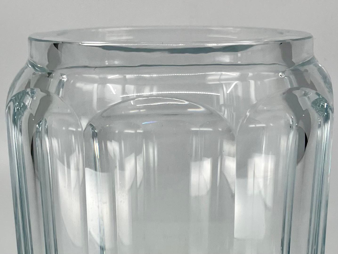XX secolo Vaso di cristallo scanalato in vendita