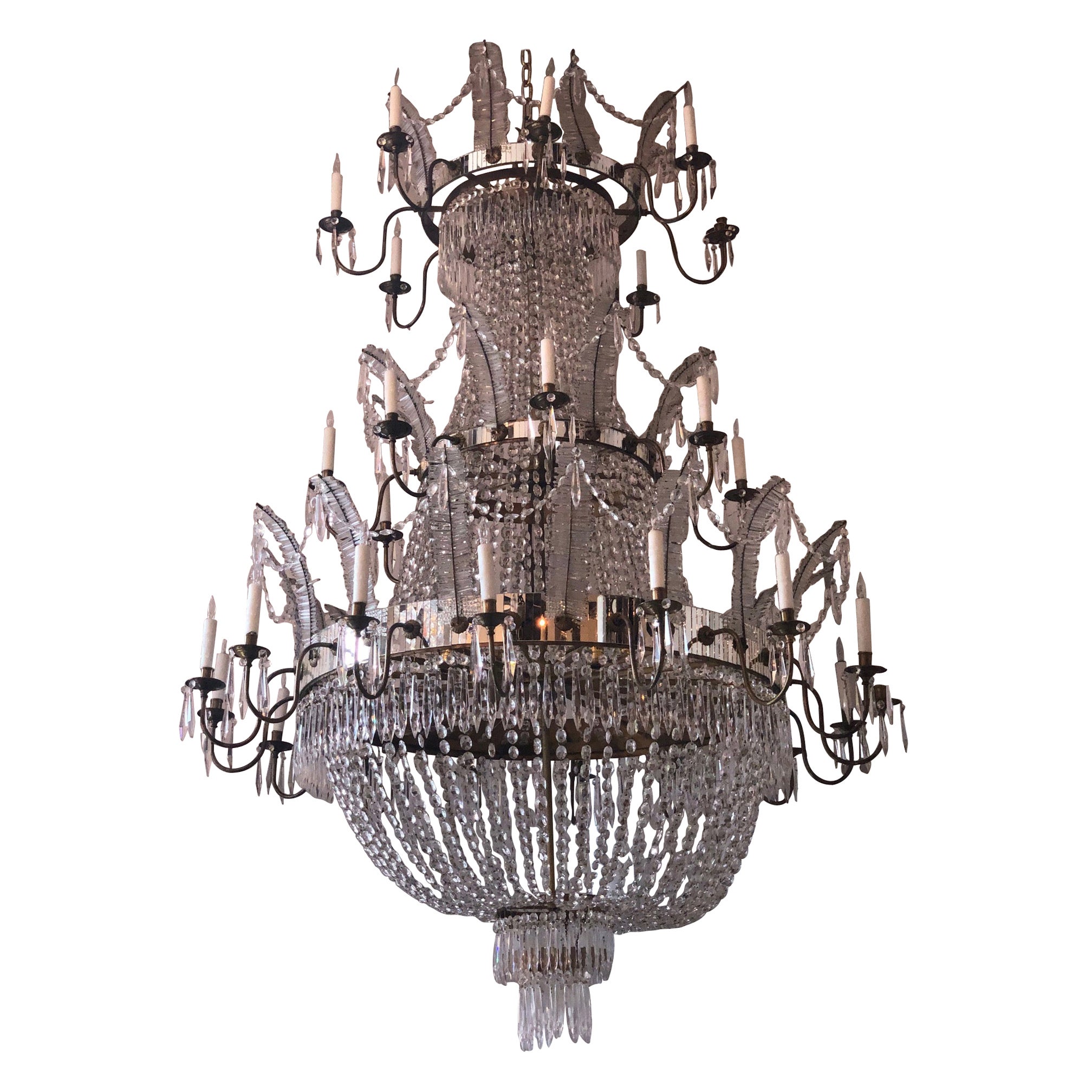 Lampadario di cristallo in stile francese
