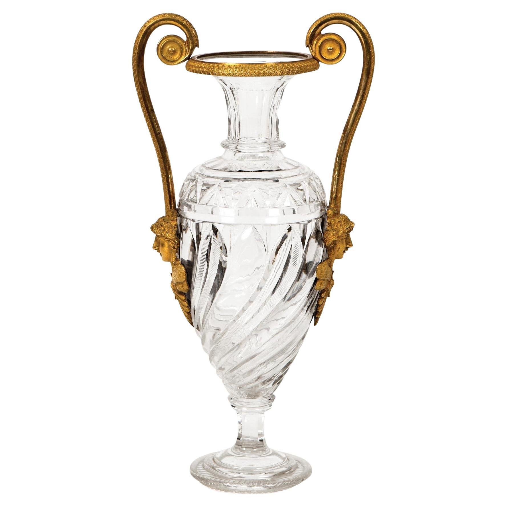 Vase aus Kristall und vergoldeter Bronze