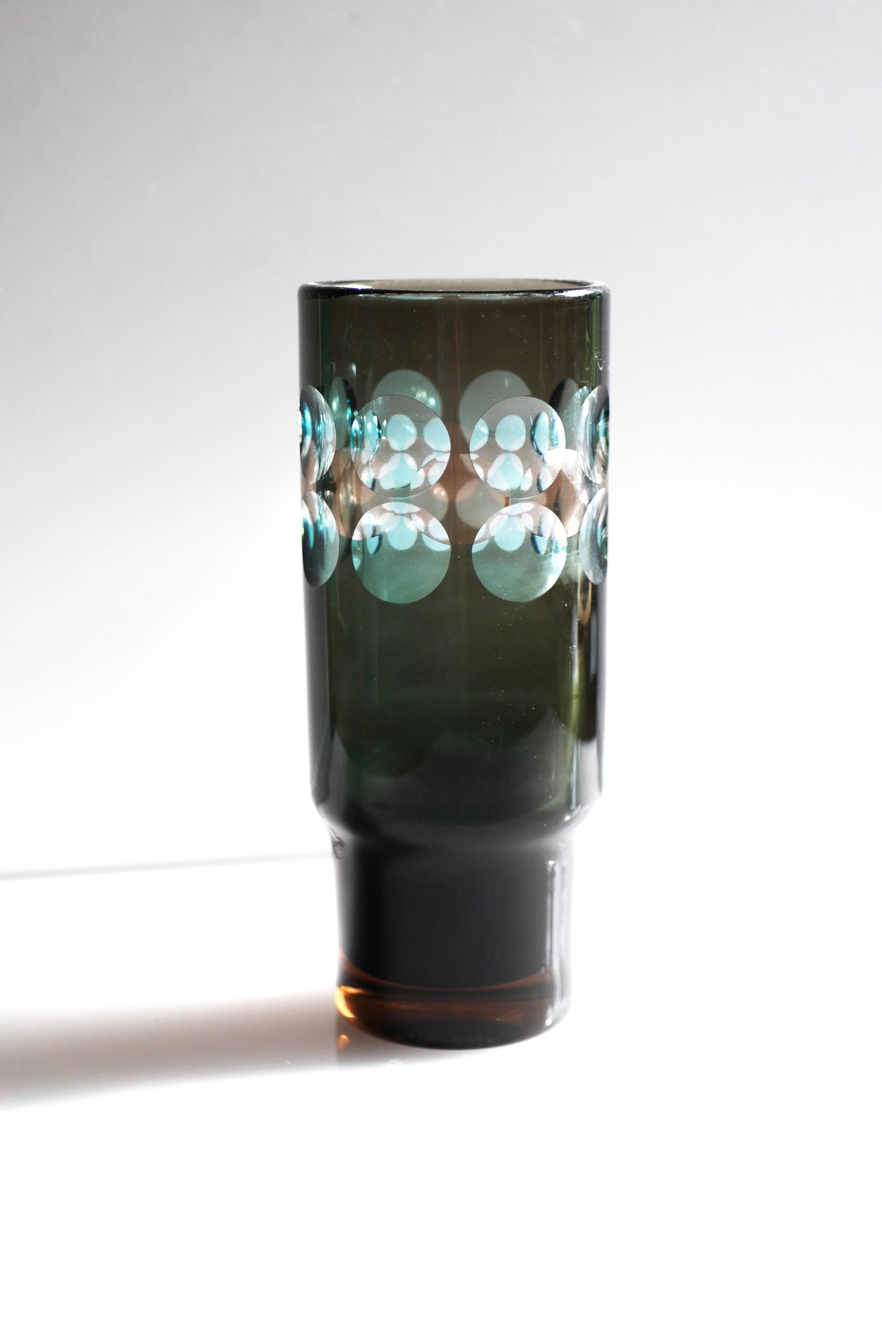 Crystal glass vase made and signed by Ove Sandberg for Kosta Boda, Sweden 1