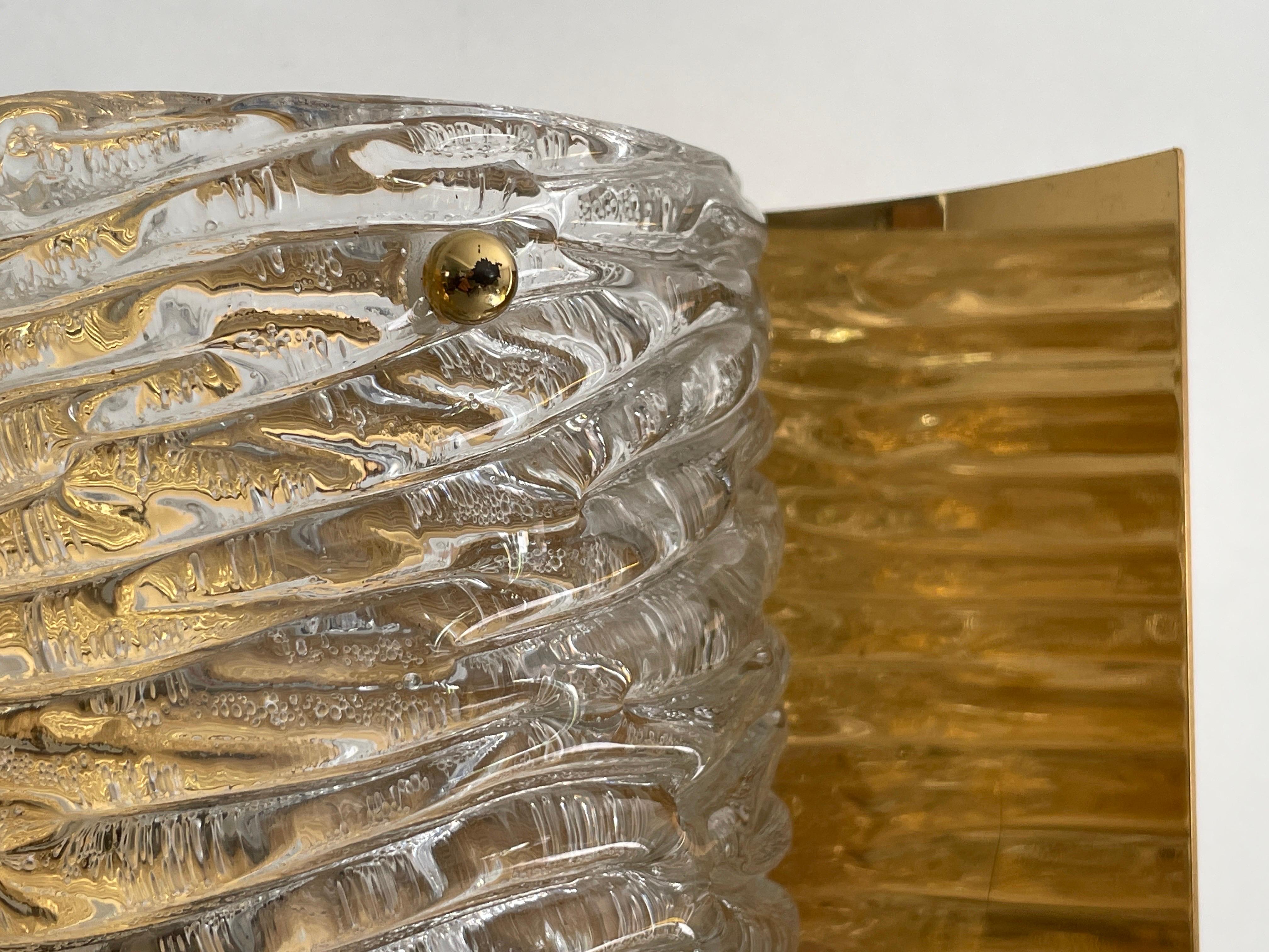 Ottone Coppia di appliques in vetro cristallo e ottone, anni '60, Germania in vendita