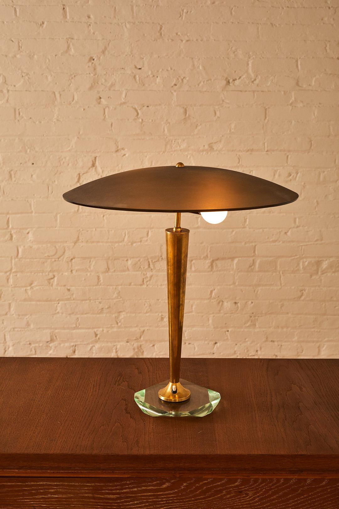 Crystal Glass & Brass Table Lamp Attr to Pietro Chiesa for Fontana Arte In Good Condition In Long Island City, NY