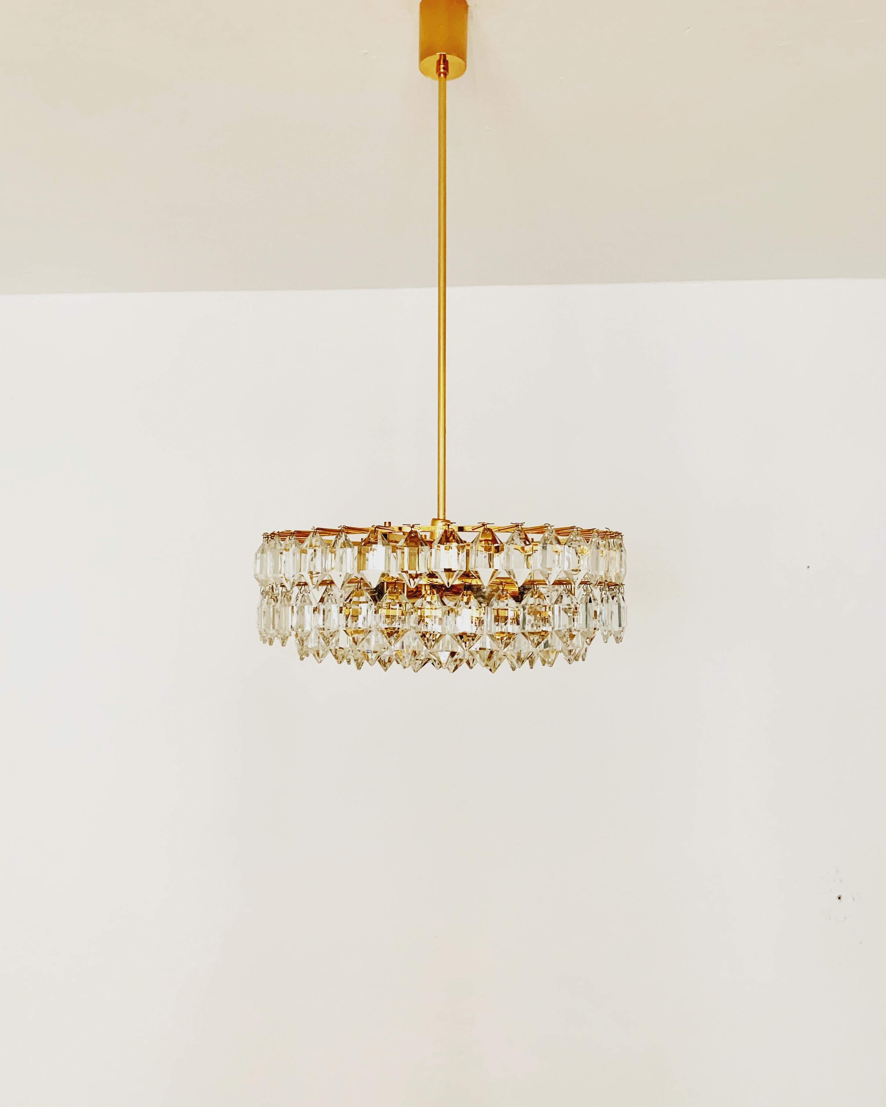 Crystal Glass Chandelier by Bakalowits In Good Condition For Sale In München, DE
