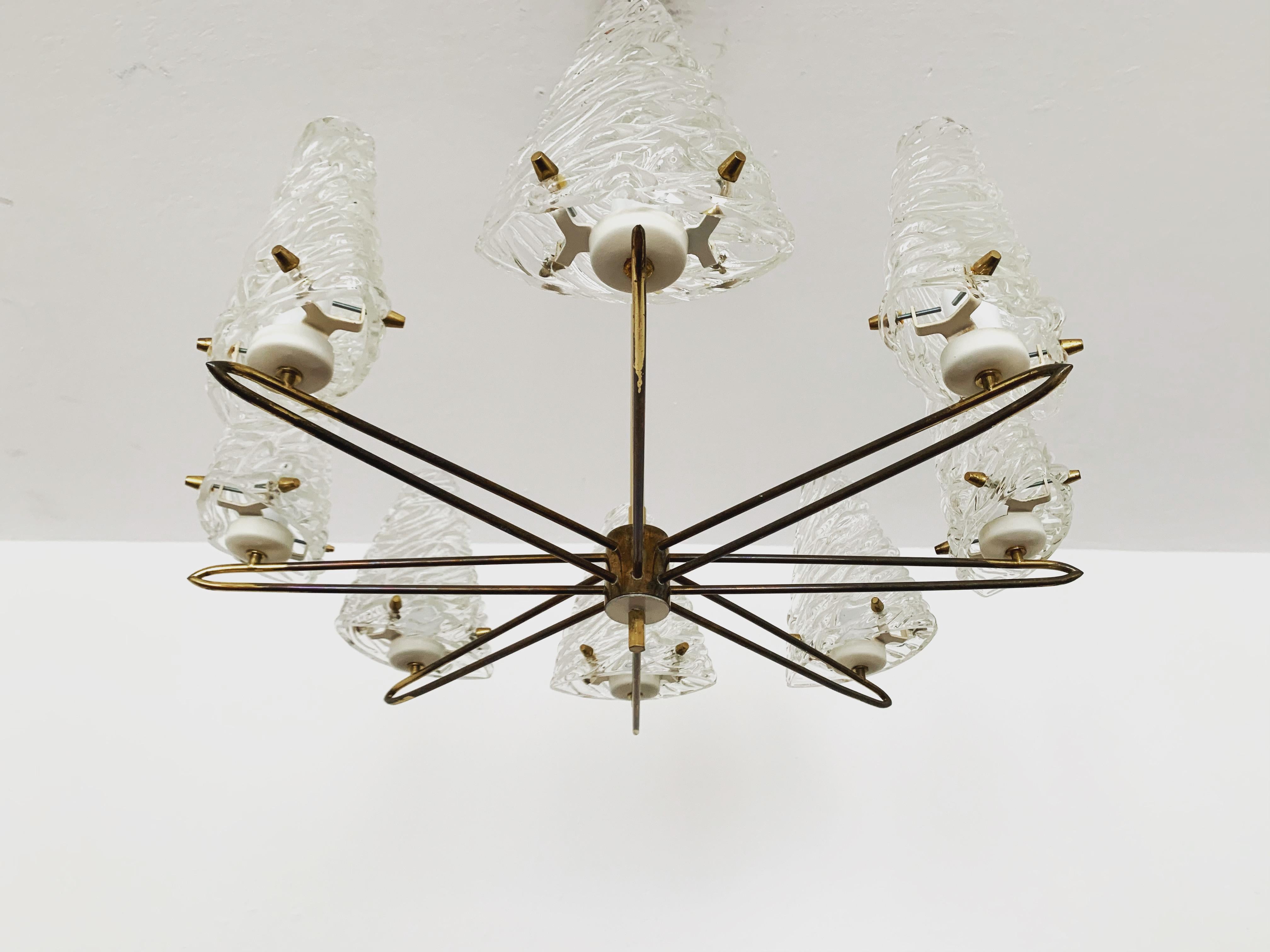 Ottone Lampadario in vetro di J.AT&T. Kalmar in vendita