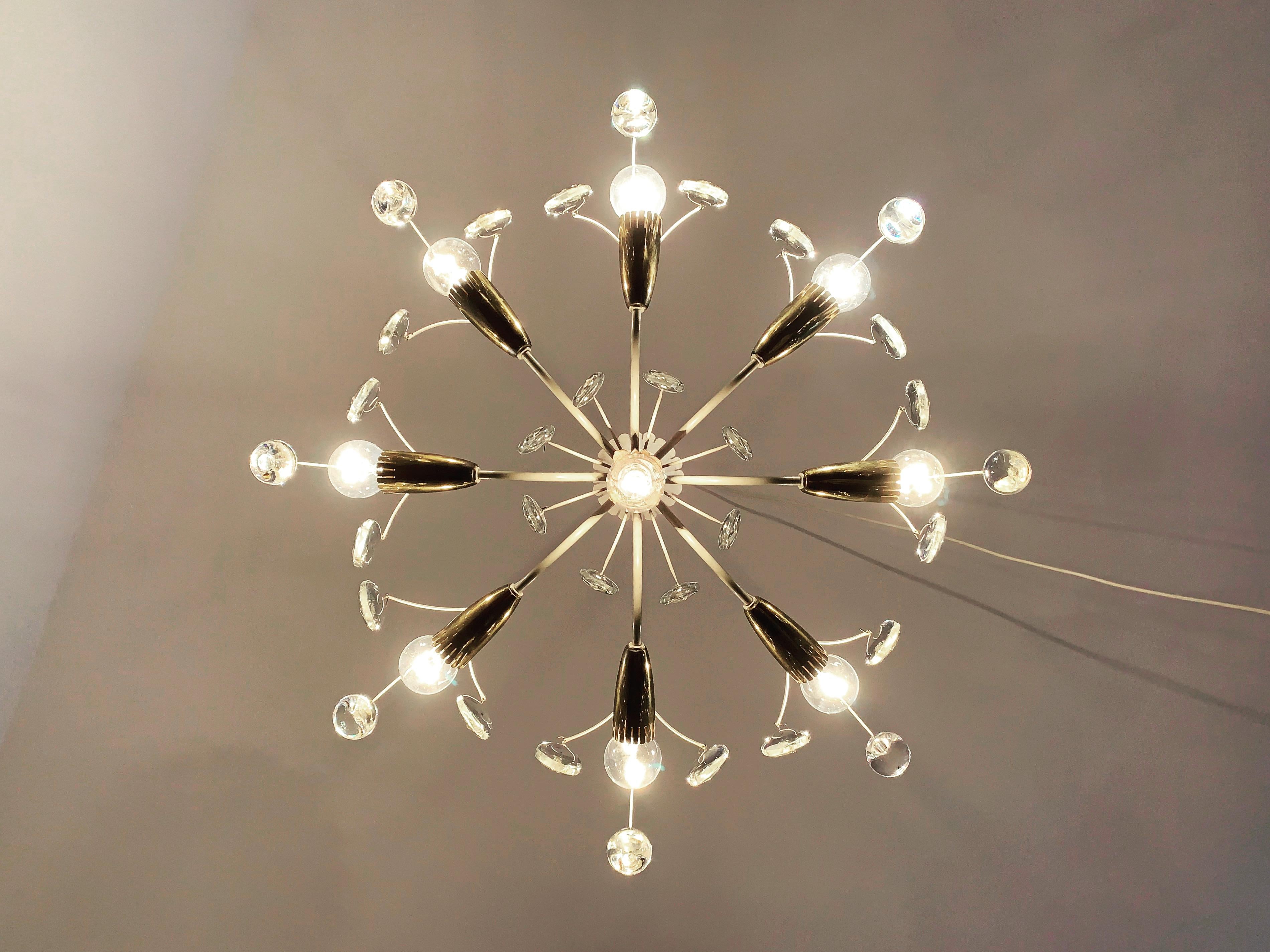 Lampadario in cristallo di Vereinigte Werkstätten München in vendita 10