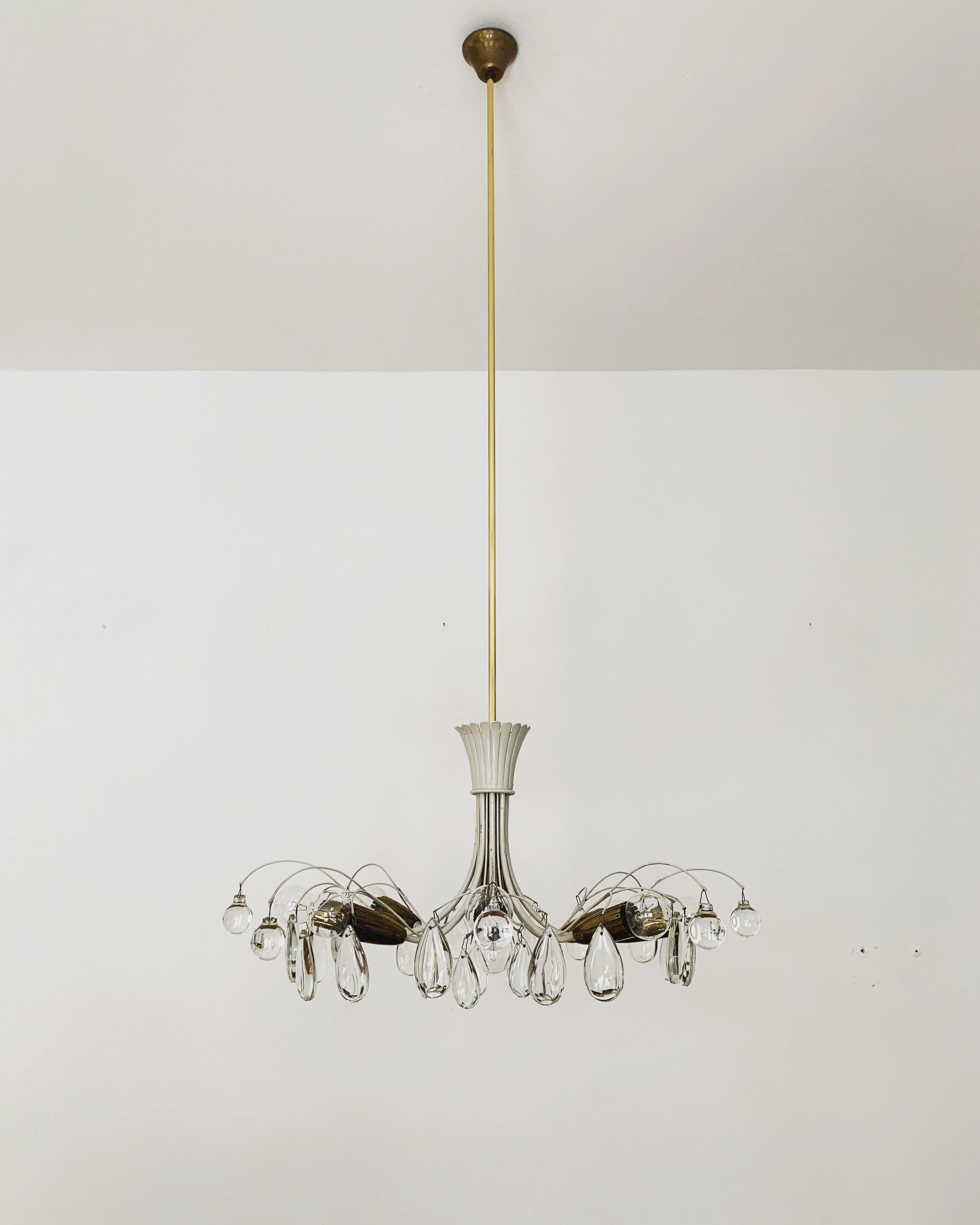 Tedesco Lampadario in cristallo di Vereinigte Werkstätten München in vendita
