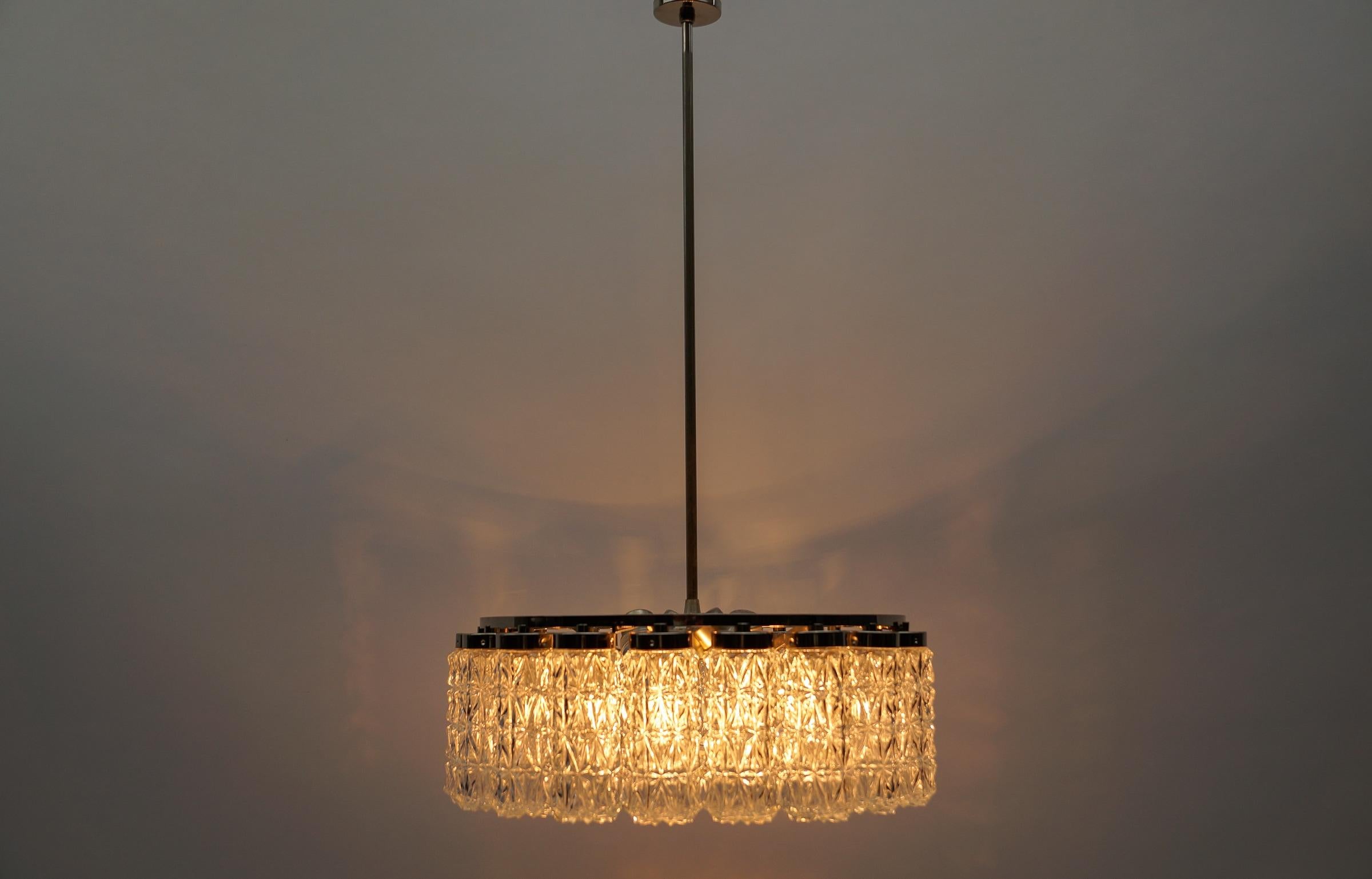 Mid-Century moderno Lampadario in cristallo di Kalmar Leuchten, anni '60 in vendita