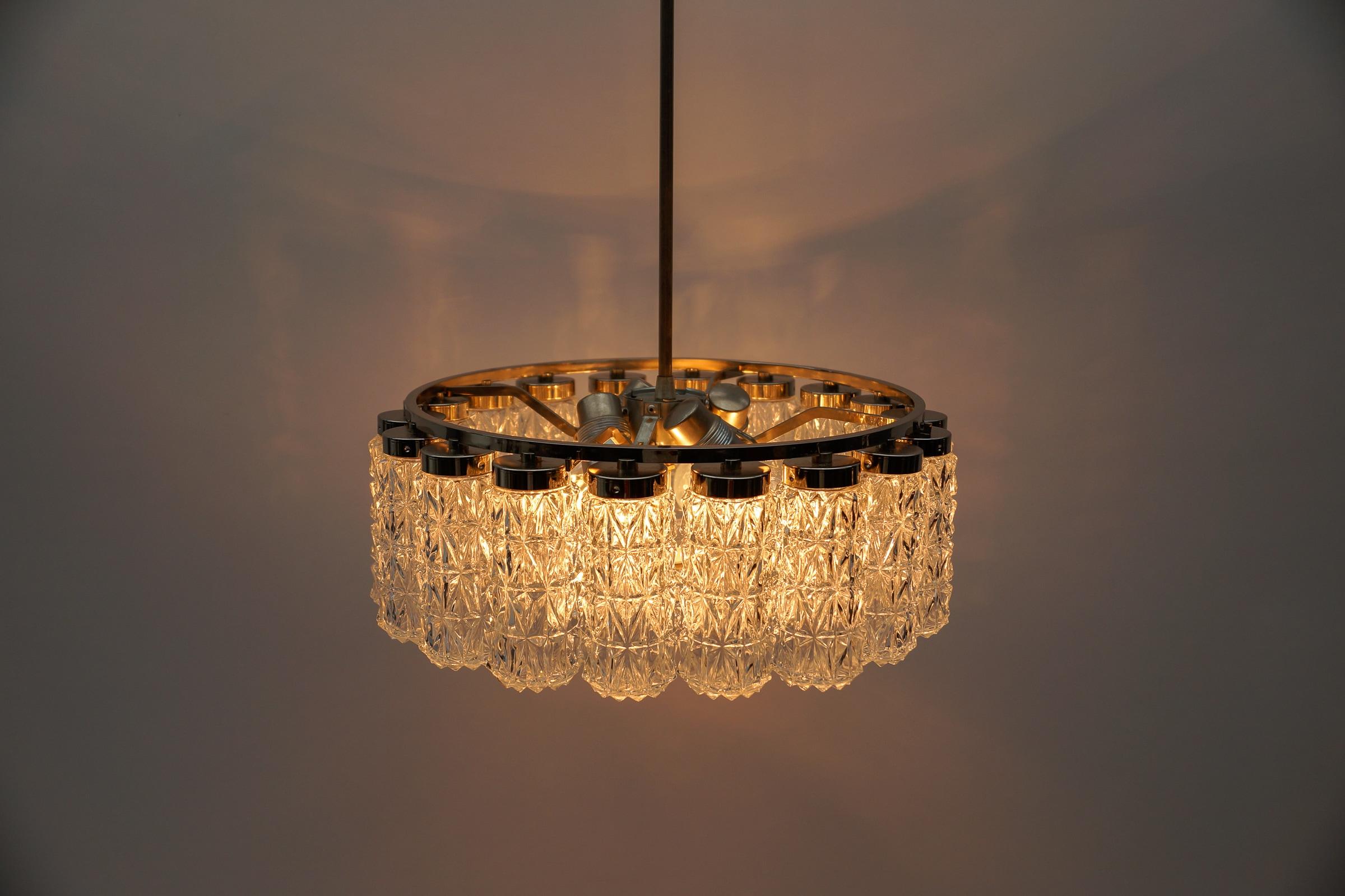 Lampadario in cristallo di Kalmar Leuchten, anni '60 in vendita 1