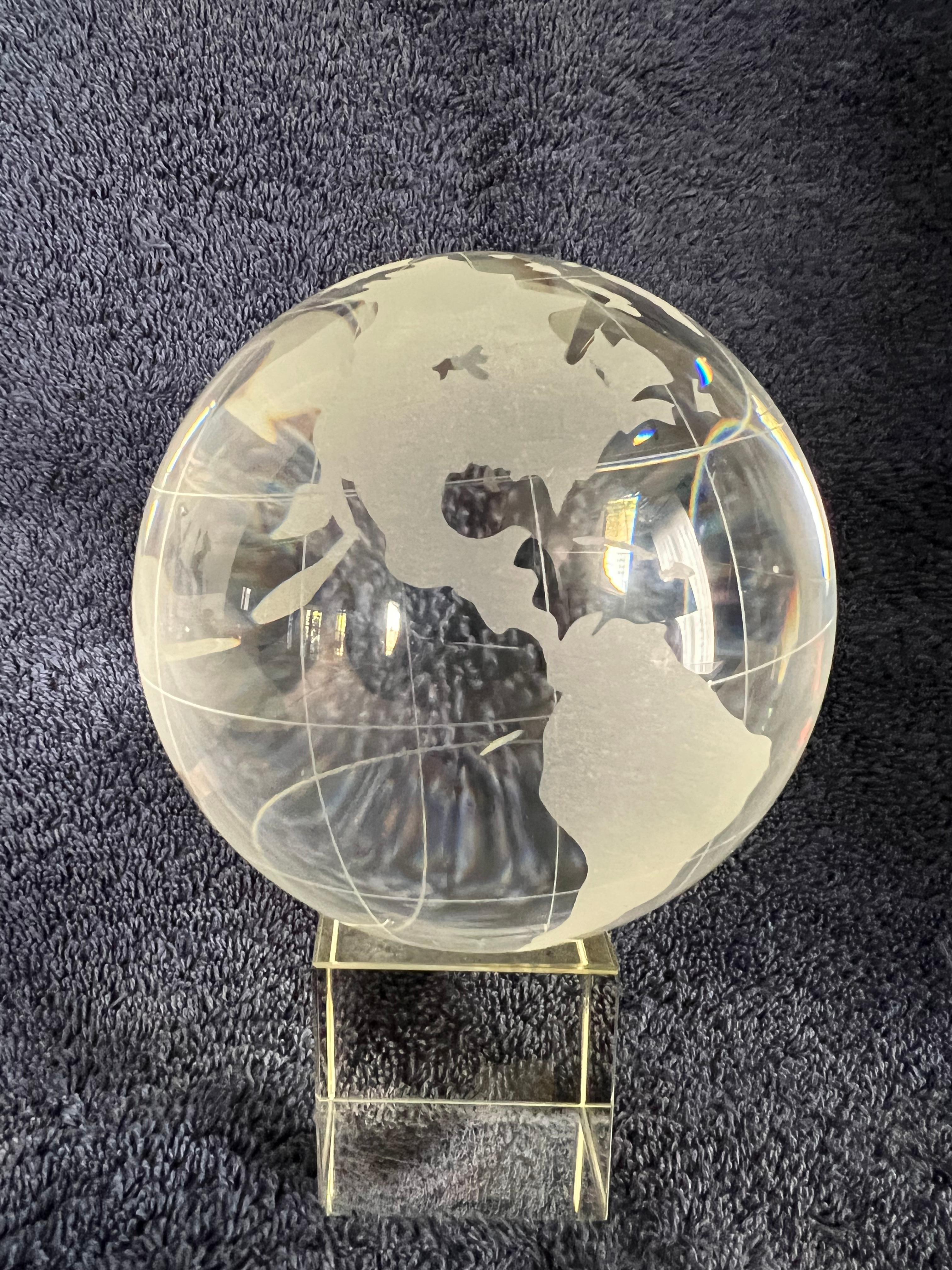 Crystal Glass Gazing Globe  For Sale 11