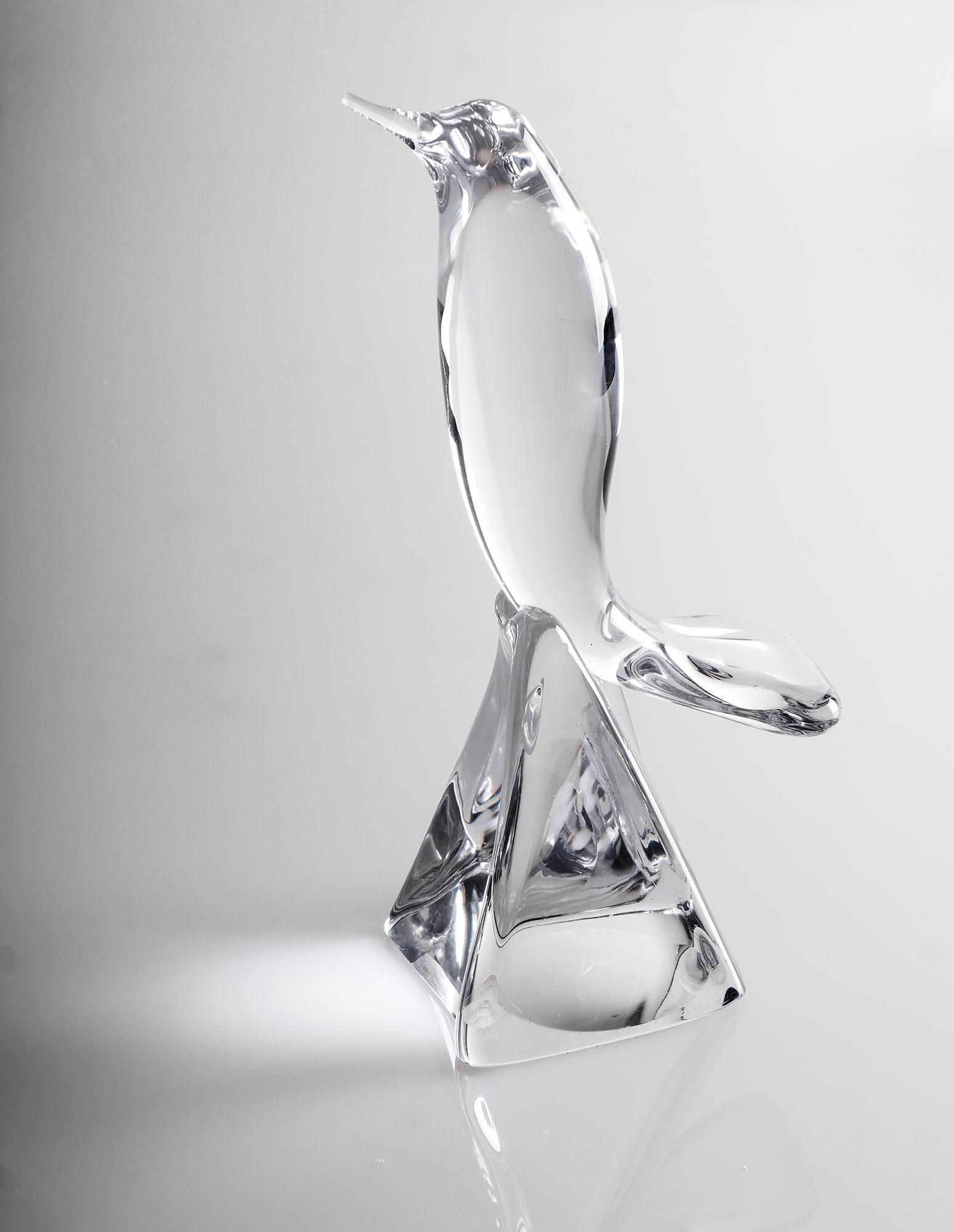 Stunning glass sculpture of a bird by Daum France. 
Signed Daum France.