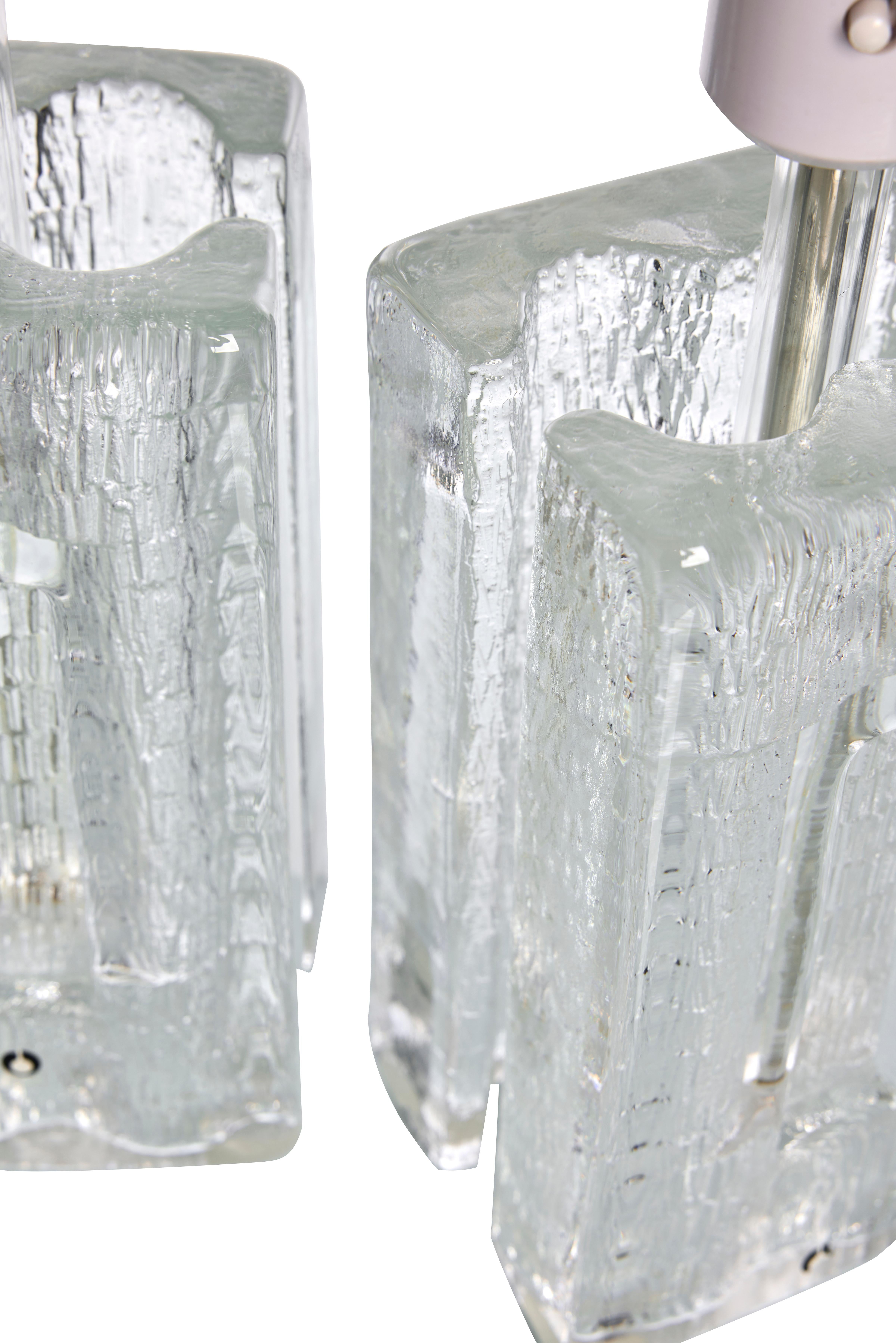 Set von 2 Tischlampen aus Kristallglas von Pukeberg, Schweden, 1970 (Schwedisch) im Angebot