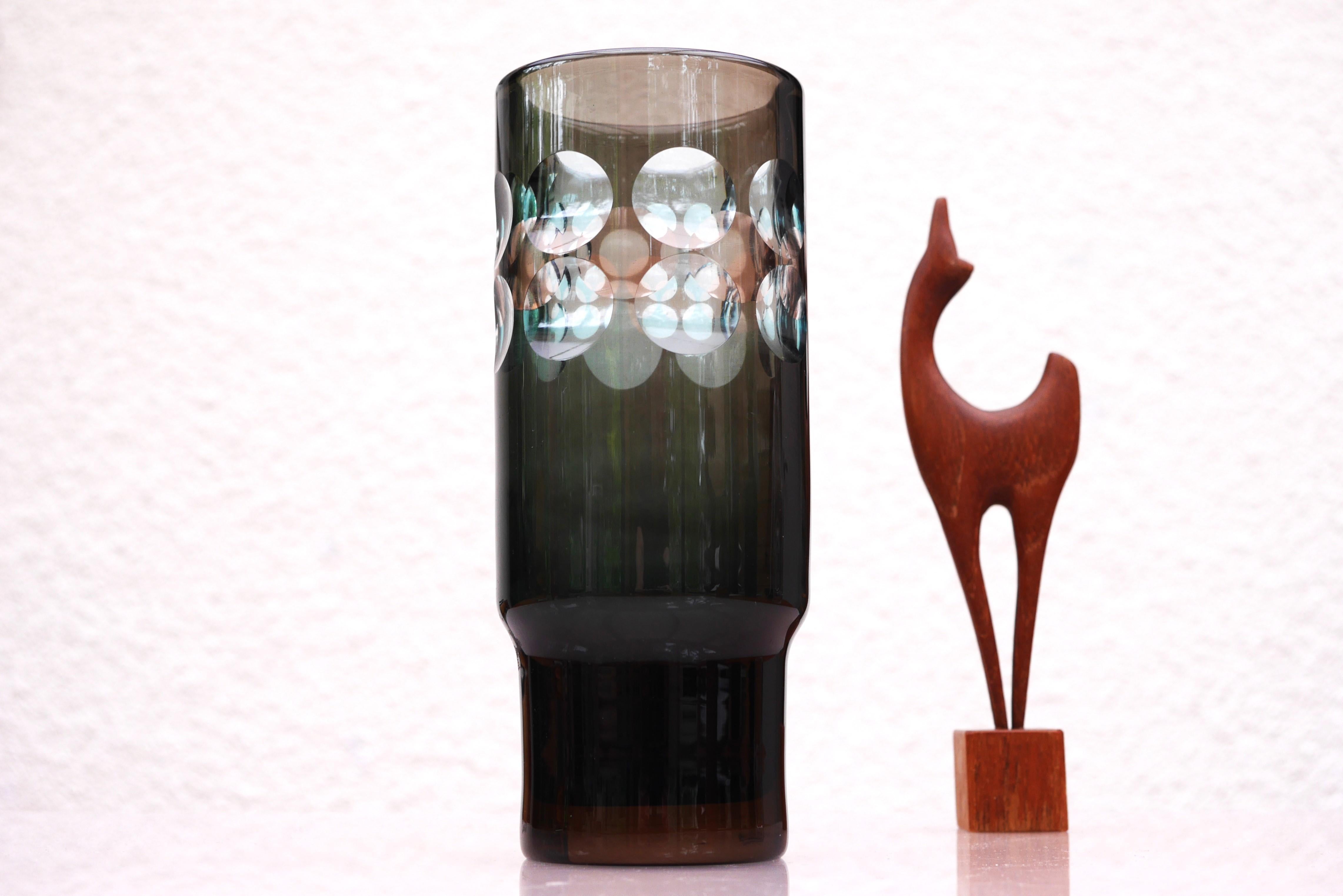 Crystal glass vase made and signed by Ove Sandberg for Kosta Boda, Sweden 2