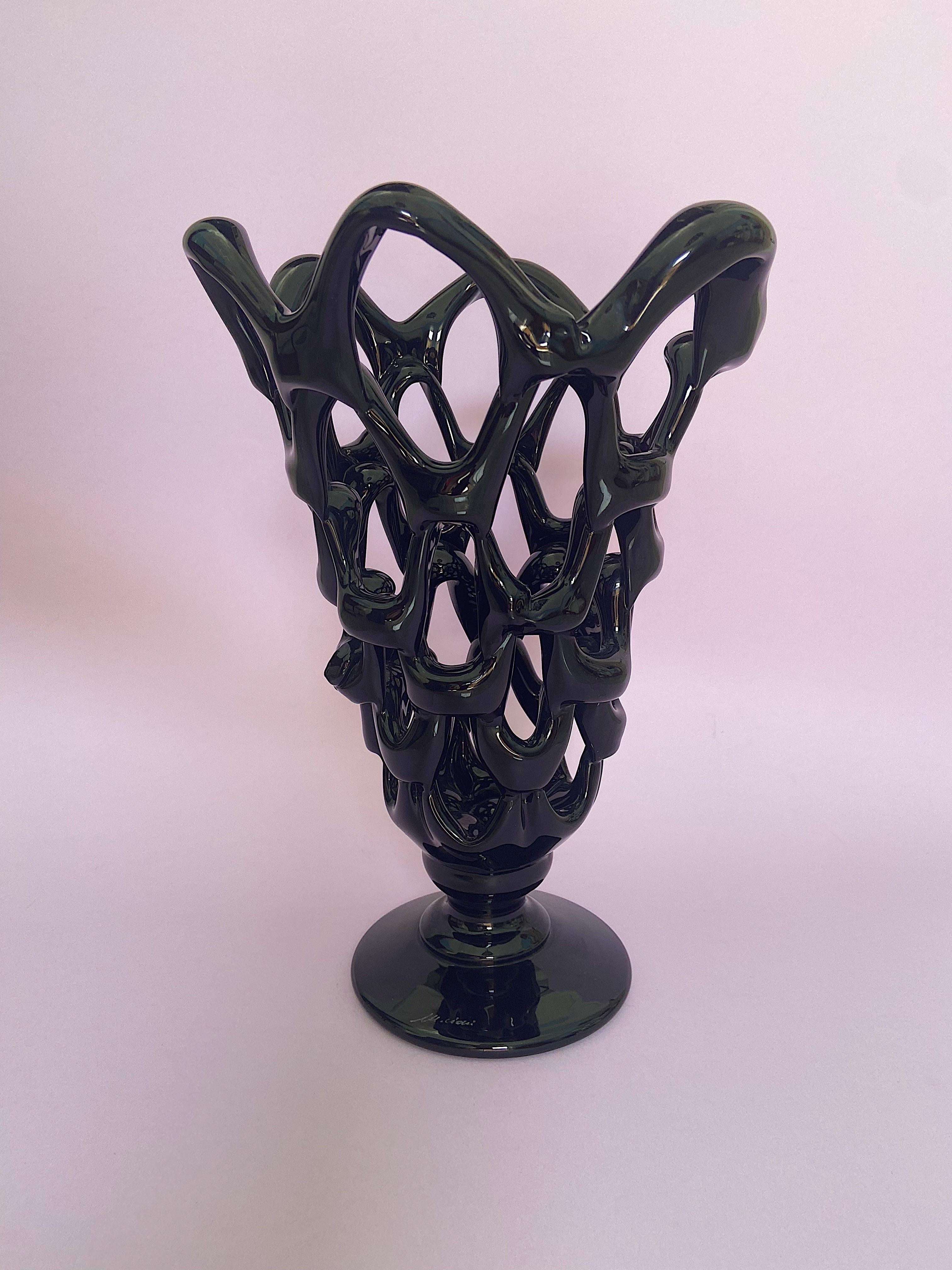 Crystal Glass Vase Sculpture by Mario Cioni & C In Good Condition For Sale In Palermo, PA