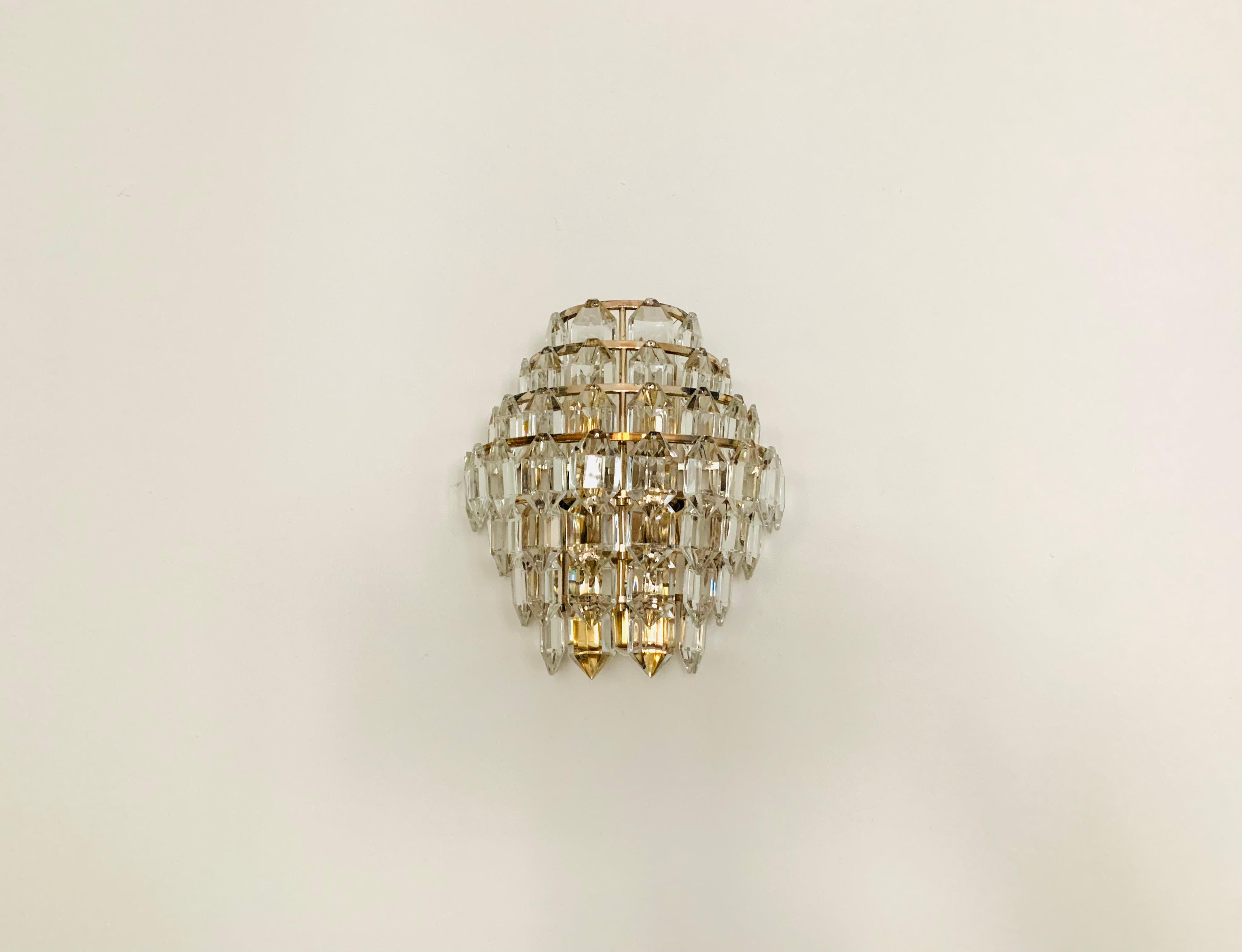 Wandleuchte aus Kristallglas von Bakalowits (Moderne der Mitte des Jahrhunderts) im Angebot