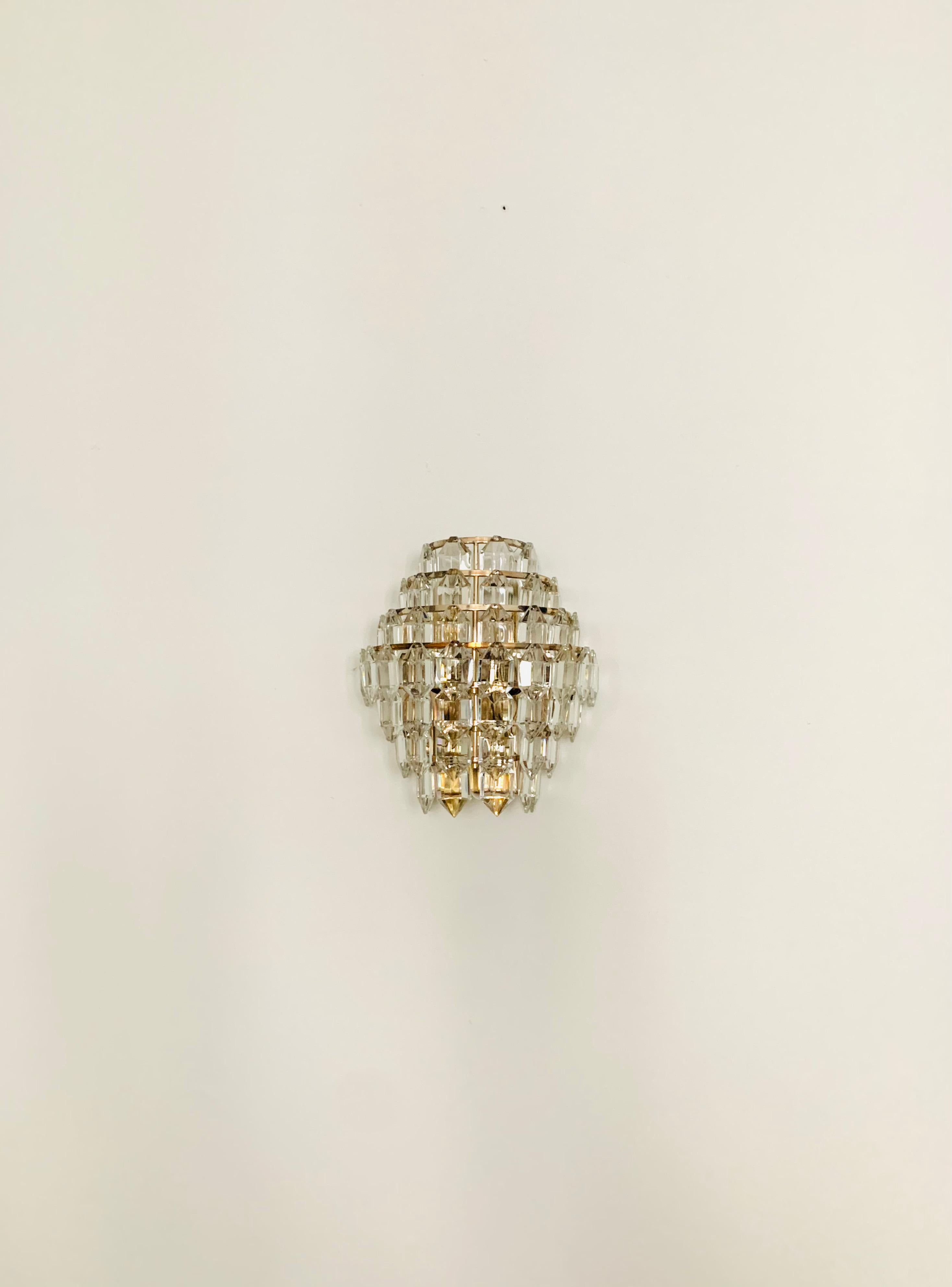 Wandleuchte aus Kristallglas von Bakalowits (Österreichisch) im Angebot