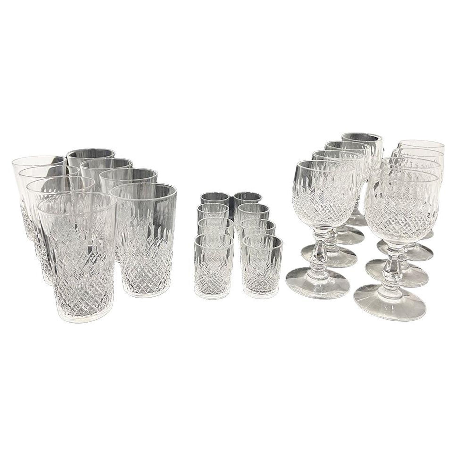 https://a.1stdibscdn.com/crystal-glasses-of-24-pieces-set-for-8-for-sale/f_34651/f_322038621673601190819/f_32203862_1673601191024_bg_processed.jpg?width=1500