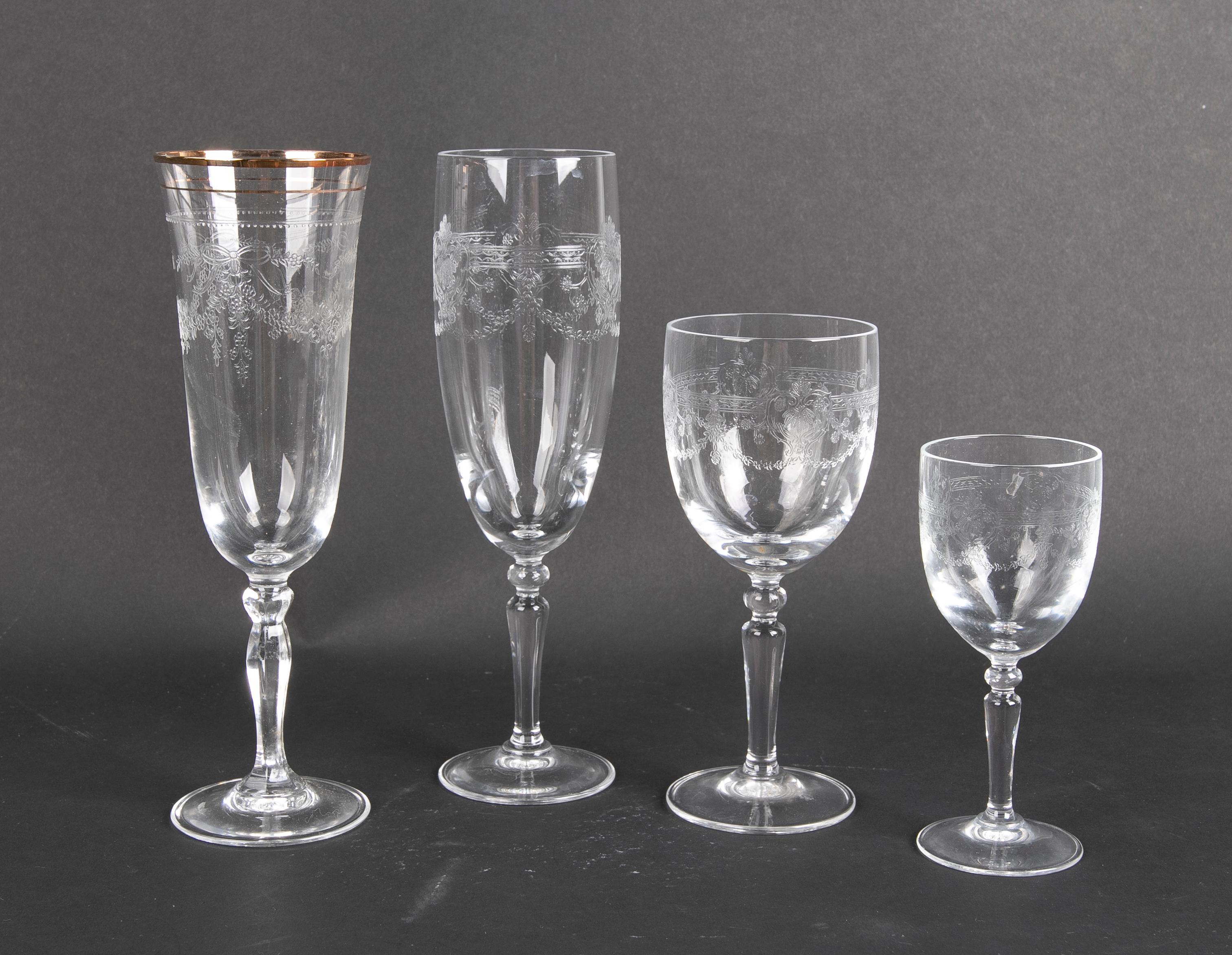 Crystal Glassware Composed by Sixty Hand-Carved Pieces
The measurement is of the largest cup.