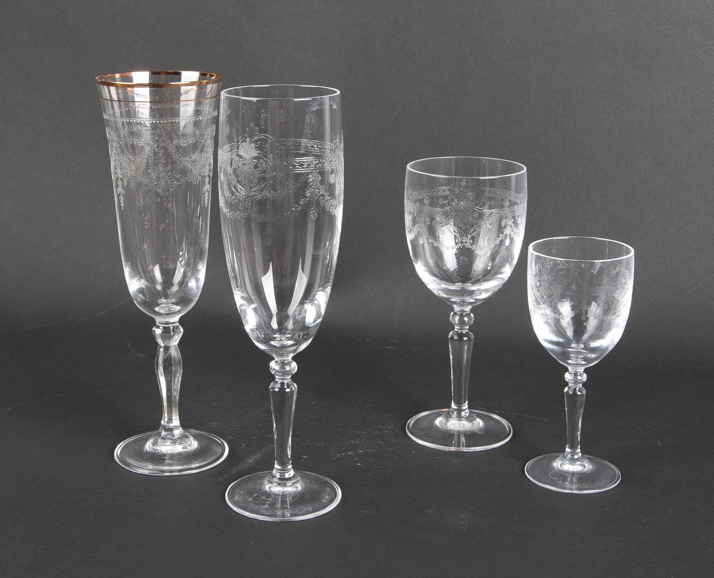 Crystal Glassware Composed by Sixty Hand-Carved Pieces In Good Condition For Sale In Marbella, ES