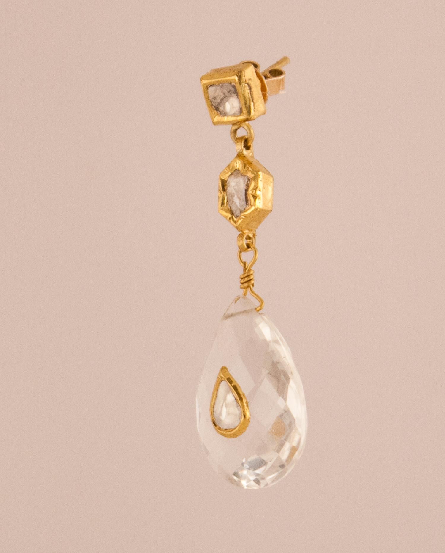 Crystal Gold Diamond Drop Dangle Earrings In Excellent Condition For Sale In Heath, MA