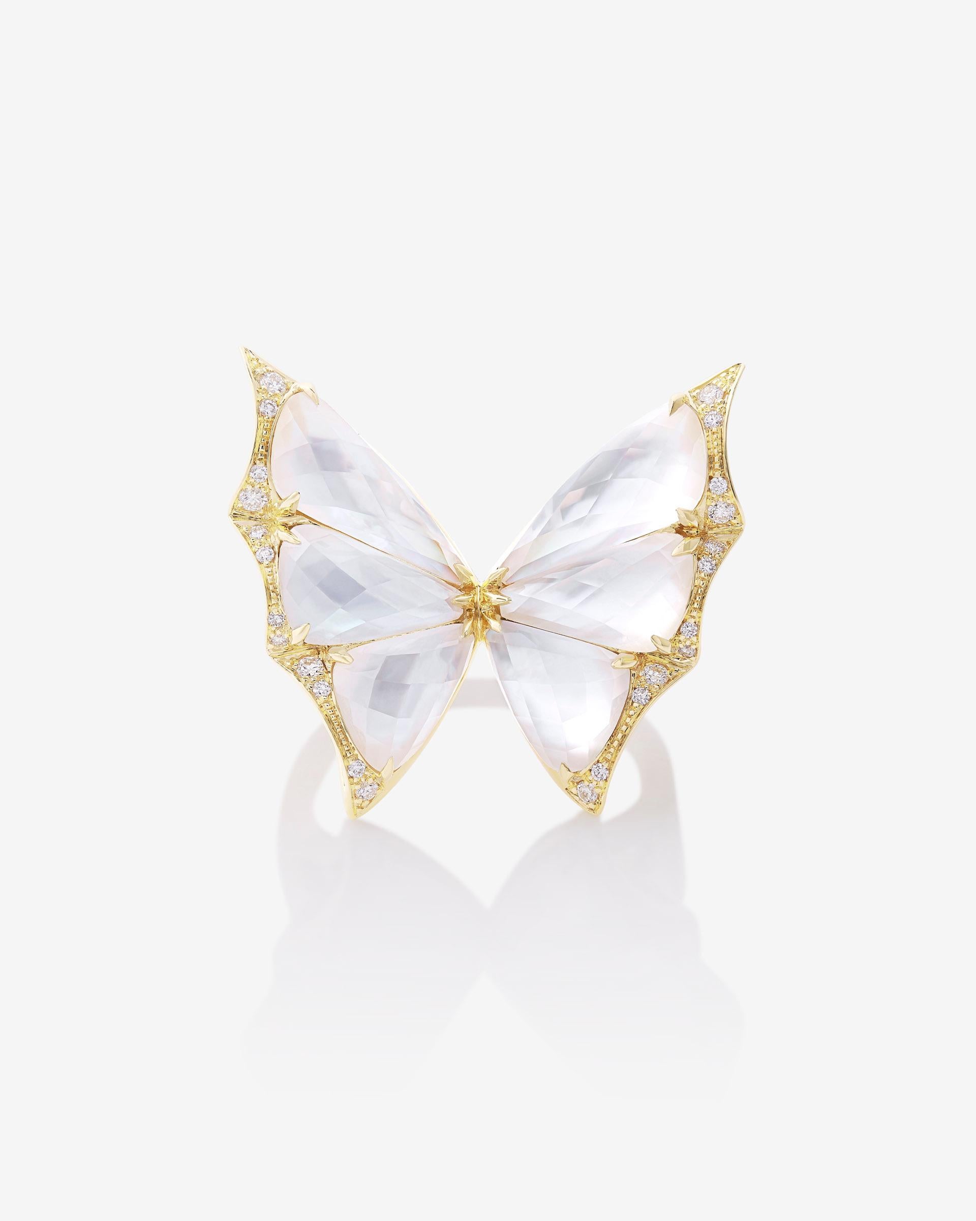 For Sale:  Crystal Haze Small Cocktail Ring - 18 Carat Yellow Gold and Mother of Pearl 3