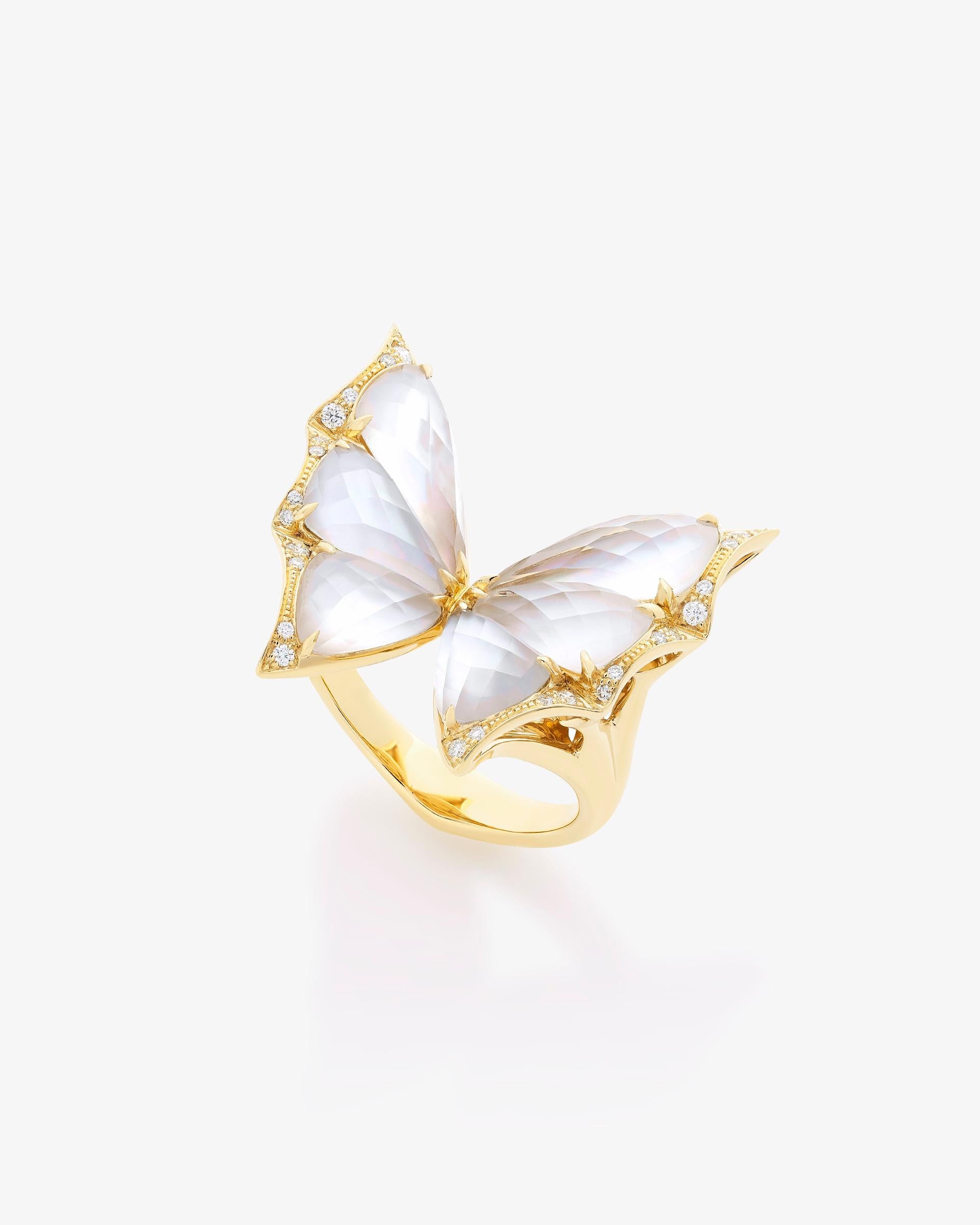 For Sale:  Crystal Haze Small Cocktail Ring - 18 Carat Yellow Gold and Mother of Pearl 4