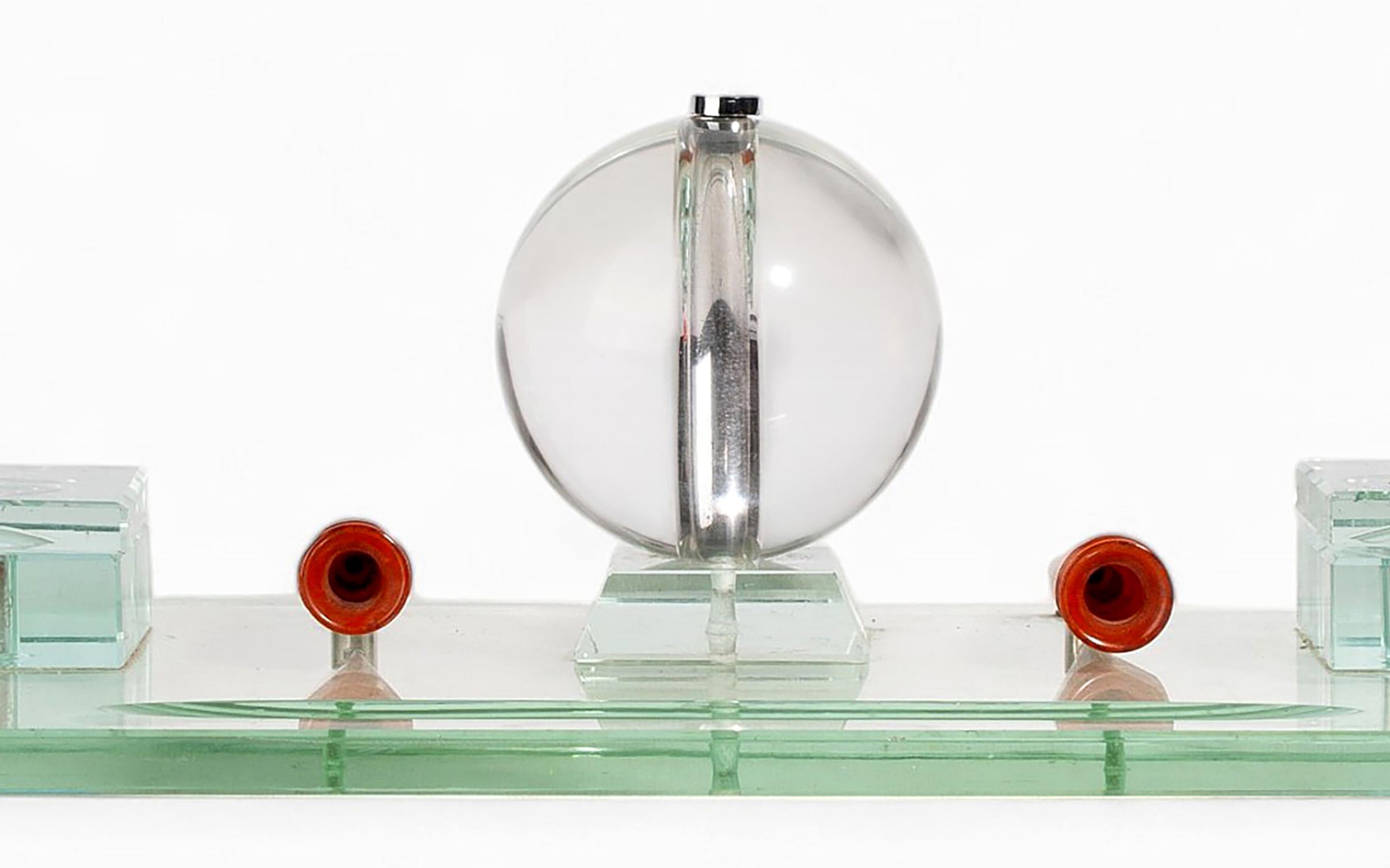 Ensemble de bureau et plateaux pour stylos en cristal de Jacques Adnet et Baccarat, France Bon état - En vente à North Miami, FL