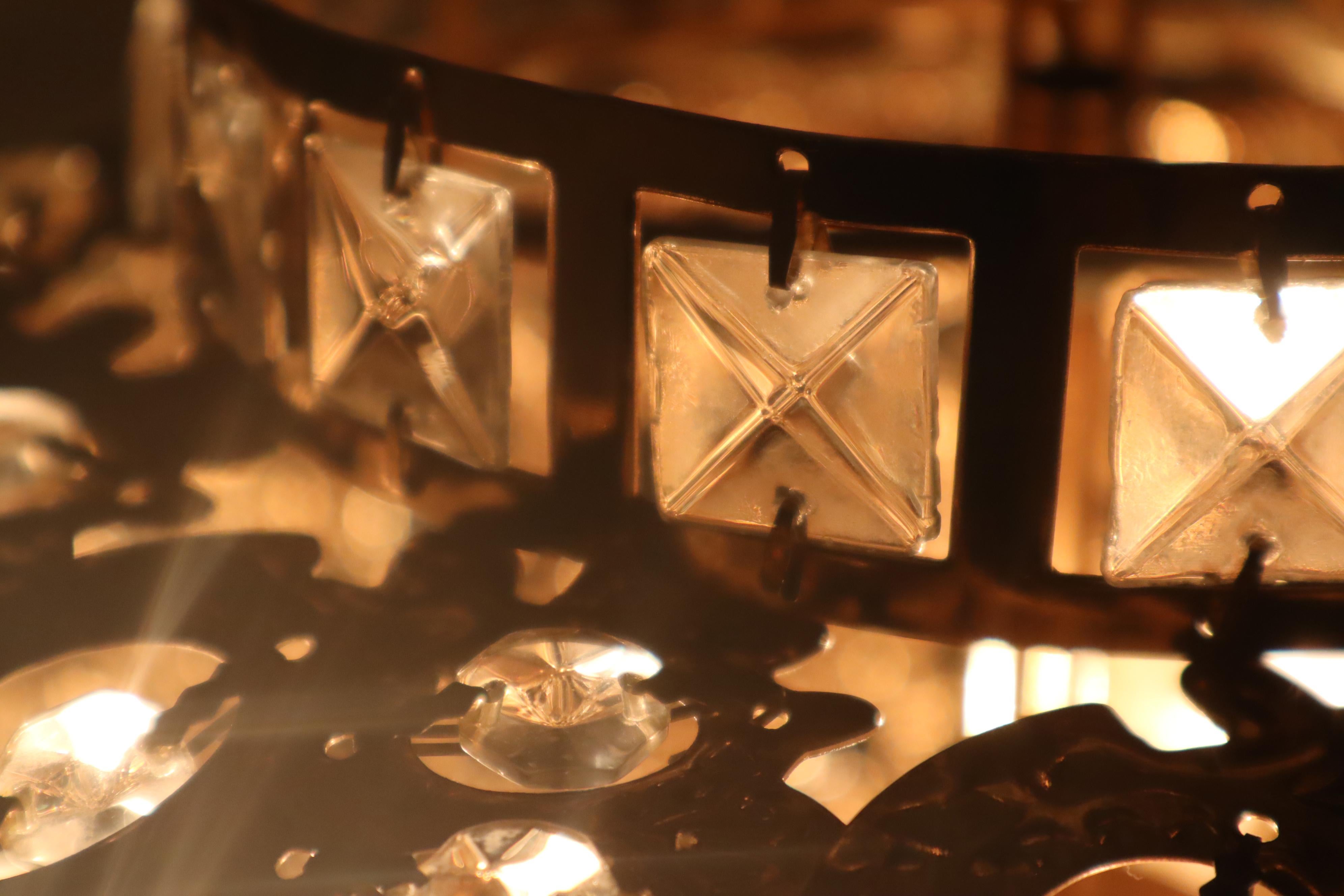 Lampe suspendue de forme ronde Crystal Lantern. Bon état - En vente à Hannover, DE