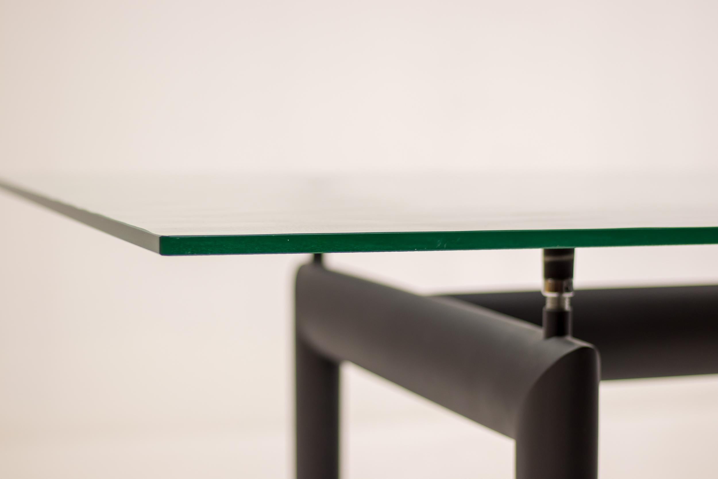Mid-Century Modern Table en cristal LC6 de Le Corbusier, Jeanneret et Perriand pour Cassina
