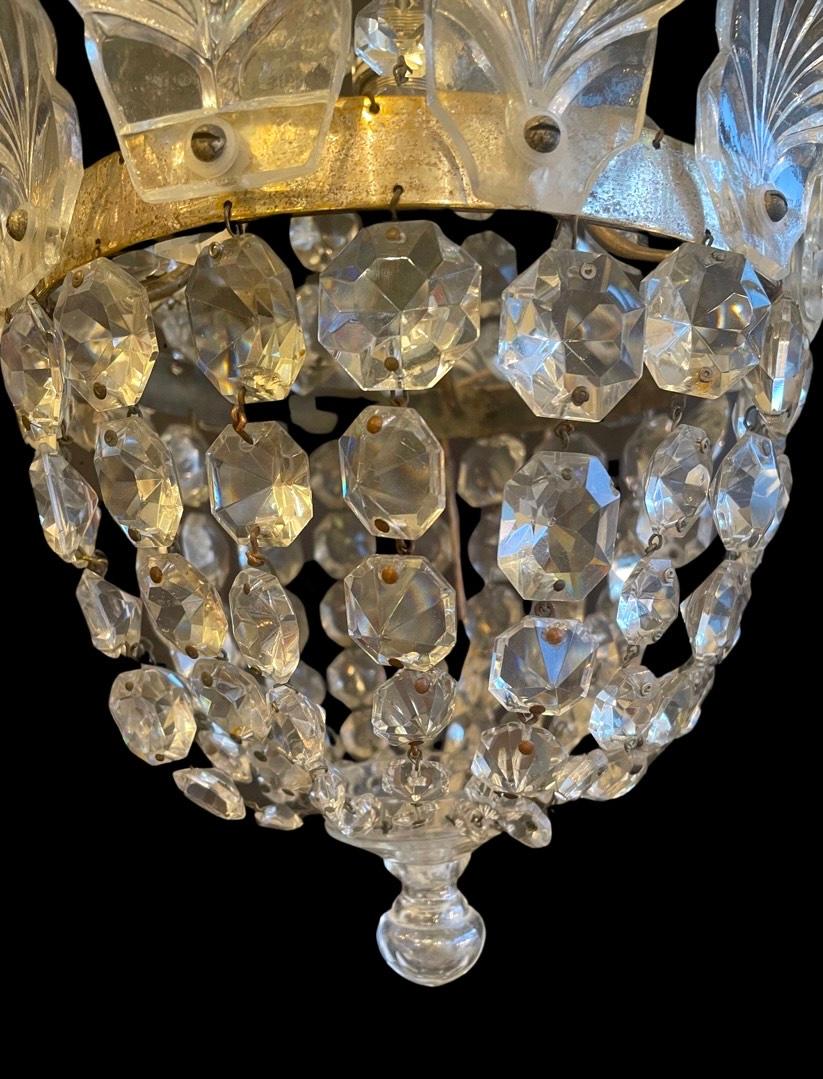 Early 20th Century Crystal Leaf Bag Chandelier  For Sale