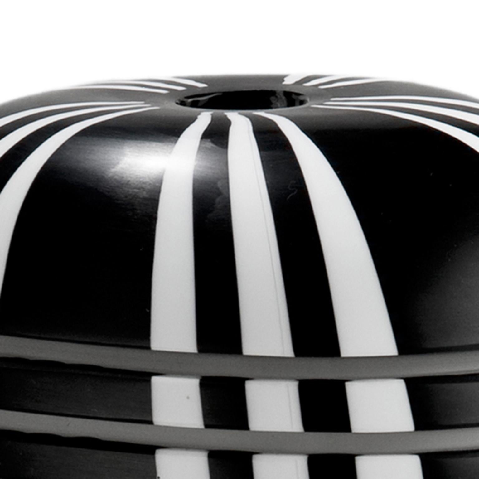 Crystal long black and white stripe. Hand blown and polished. Made in Amsterdam.