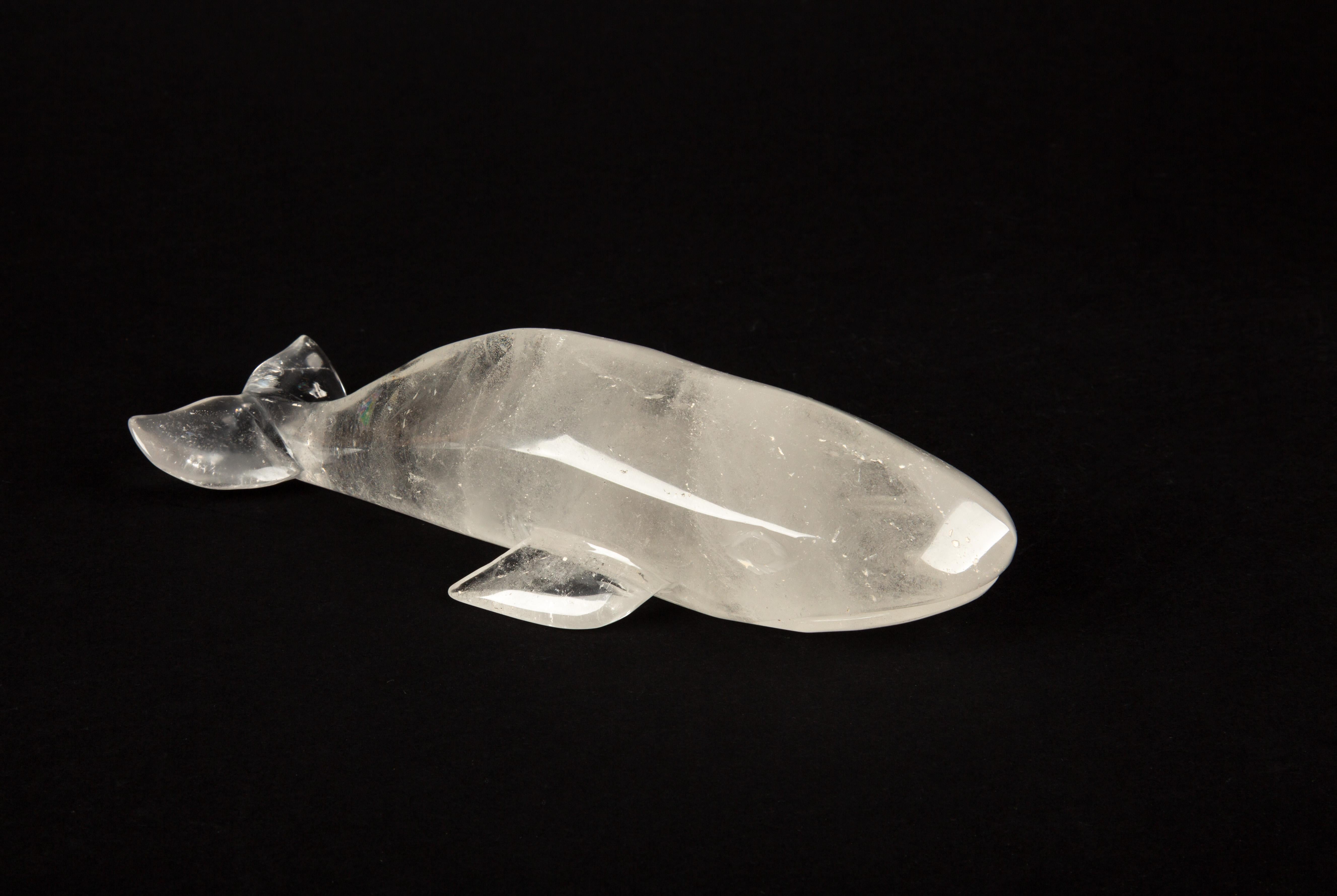 Cristal de roche Crystal Majesty : Baleine en cristal de roche sculptée à la main en vente