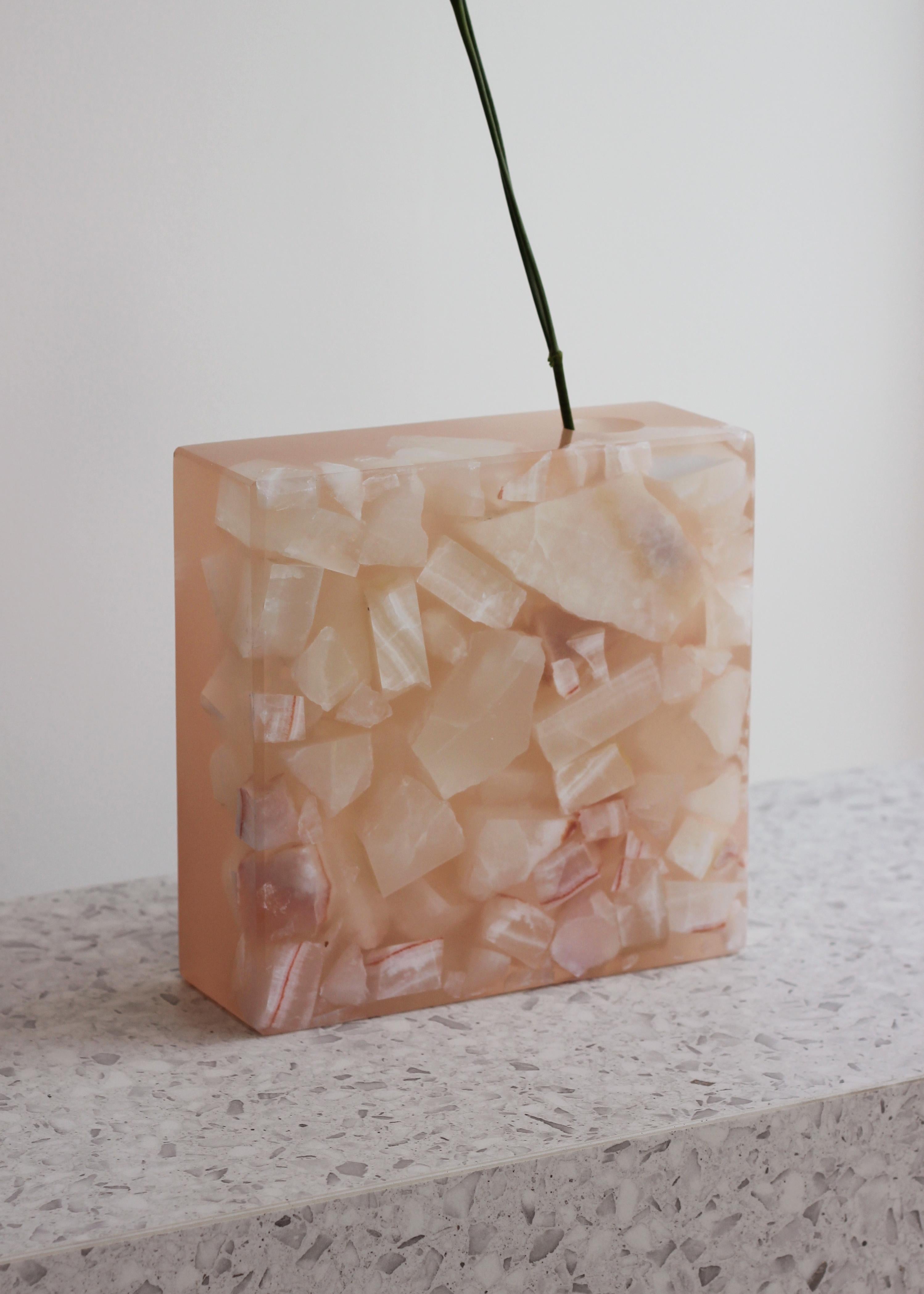 Kristall-Marmor-Fragmentvase von Jang Hea Kyoung (Harz) im Angebot