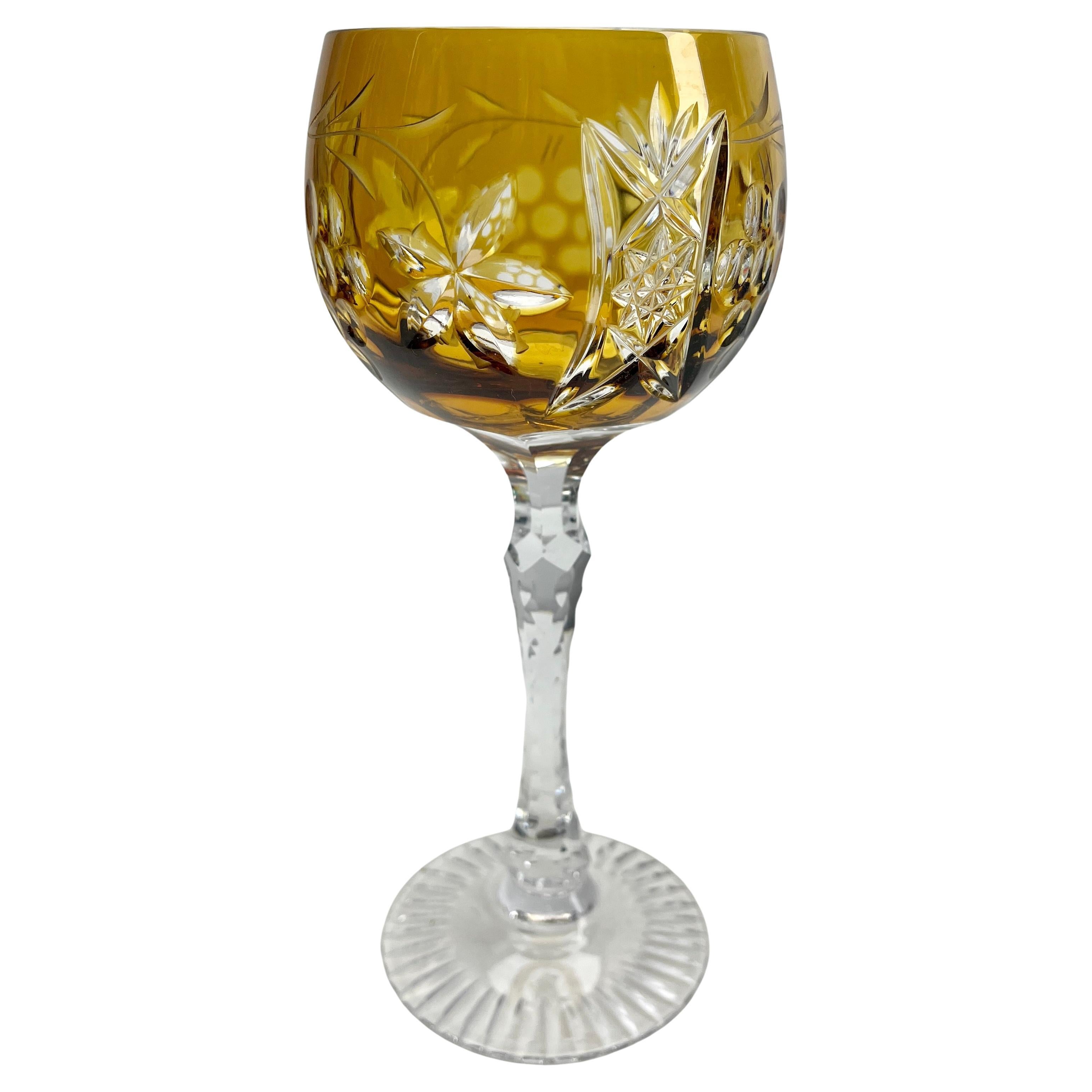 Facetté Crystal Mix Set de 6 verres à pied Nachtmann avec incrustation de couleur, taillés pour être transparents en vente
