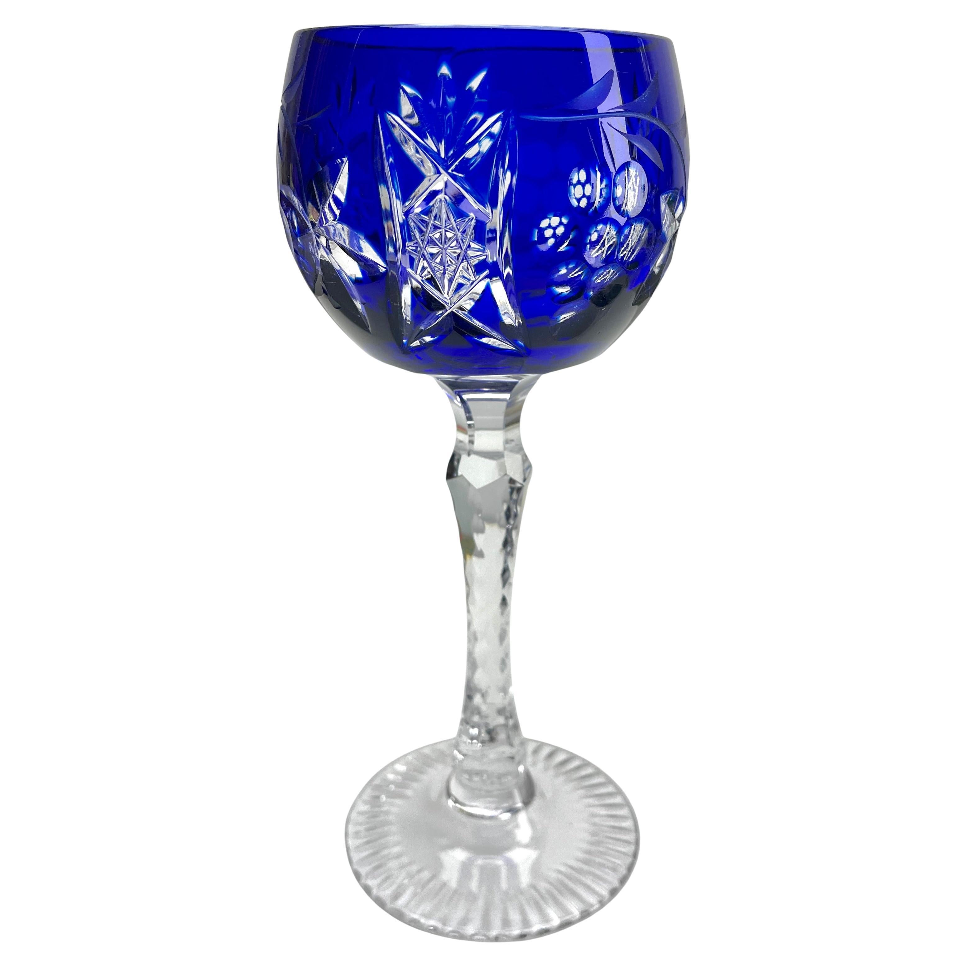 Milieu du XXe siècle Crystal Mix Set de 6 verres à pied Nachtmann avec incrustation de couleur, taillés pour être transparents en vente