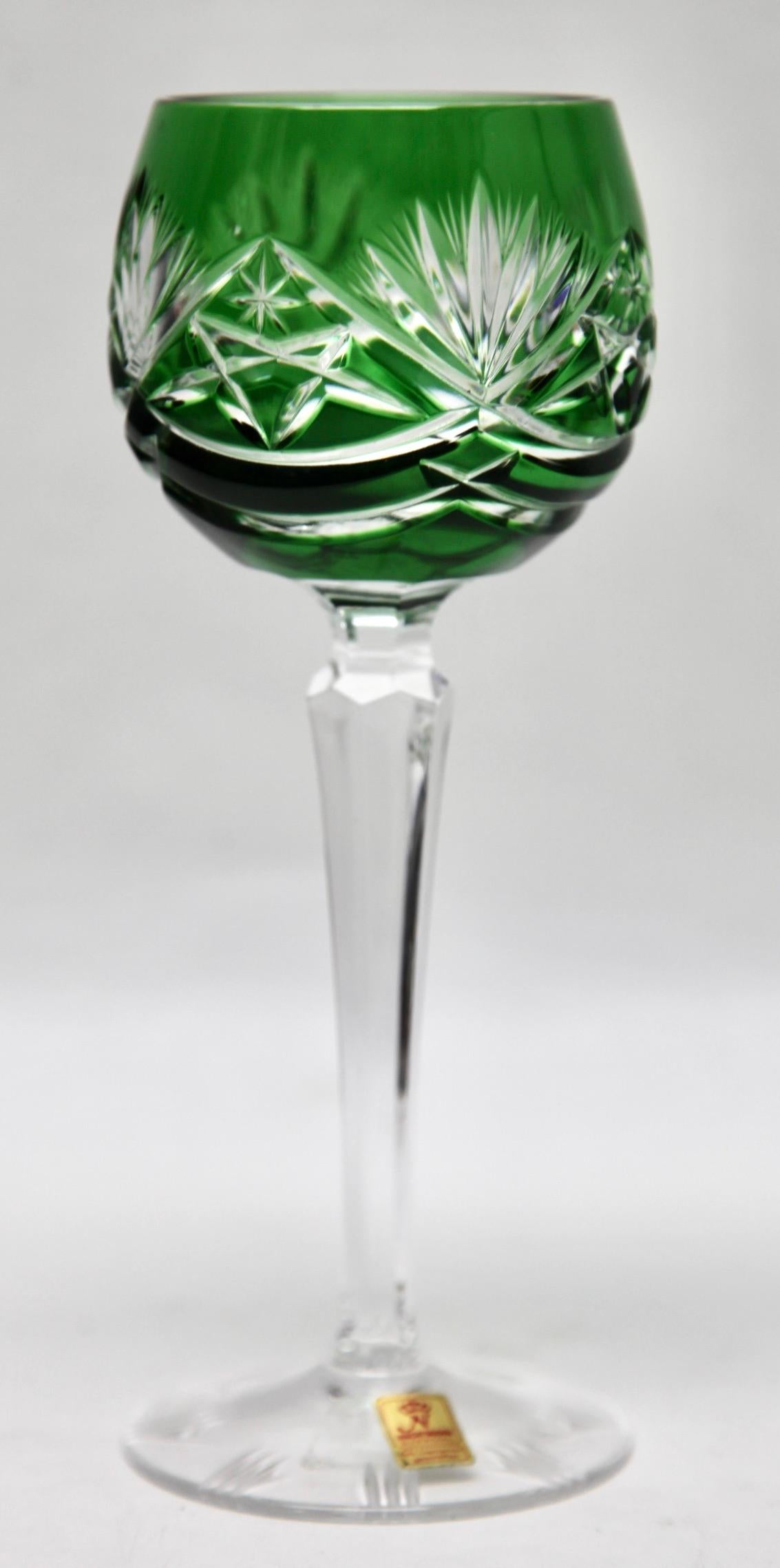 Set aus 6 Nachtmann Stem-Gläsern aus Kristallkristall mit farbigem Überzug, geschliffen und klar geschliffen (Mitte des 20. Jahrhunderts) im Angebot