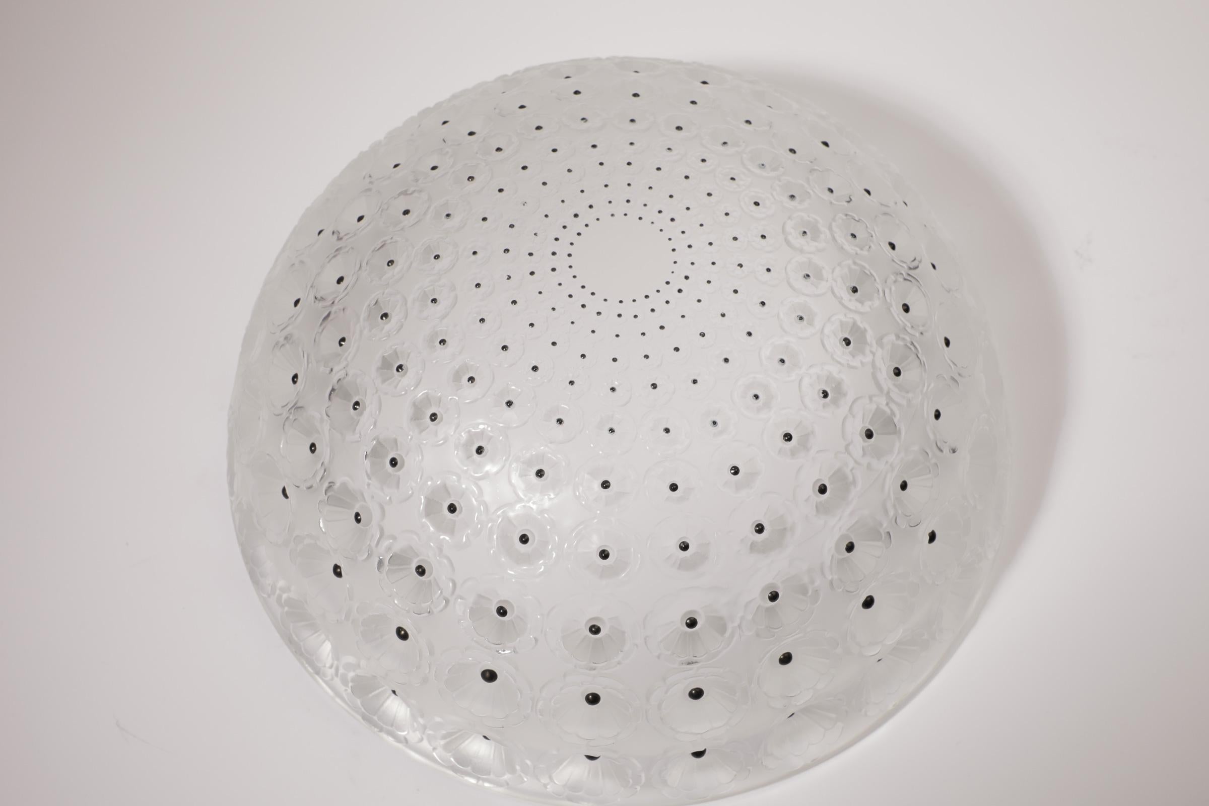 Art Déco Ciotola Nemours di cristallo di René Lalique in vendita