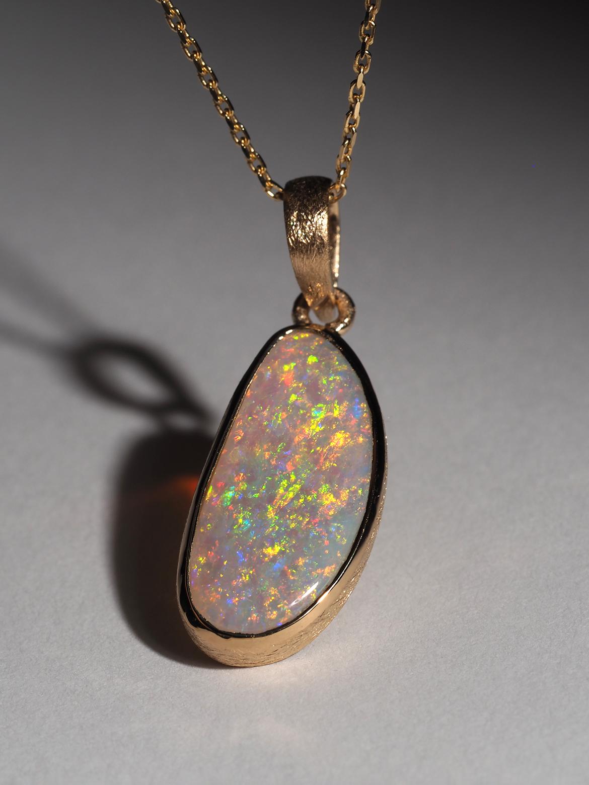 da uomo o donna Collana di cristallo opale naturale giallo verde arancione Opale placcata in oro argento Pendan in vendita