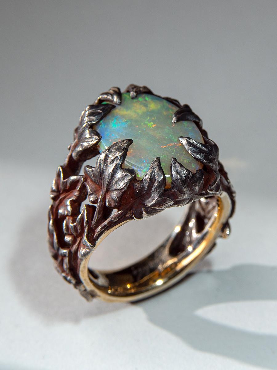 Mouvement esthétique Crystal Opal Ring Patinated Silver Gold Ivy Neon Green Australian Stone Unisex en vente