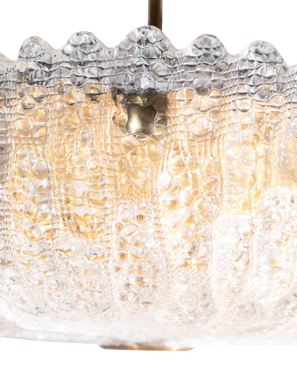 20ième siècle Lampe à suspension en cristal Orrefors Embassy Light de Carl Fagerlund en vente