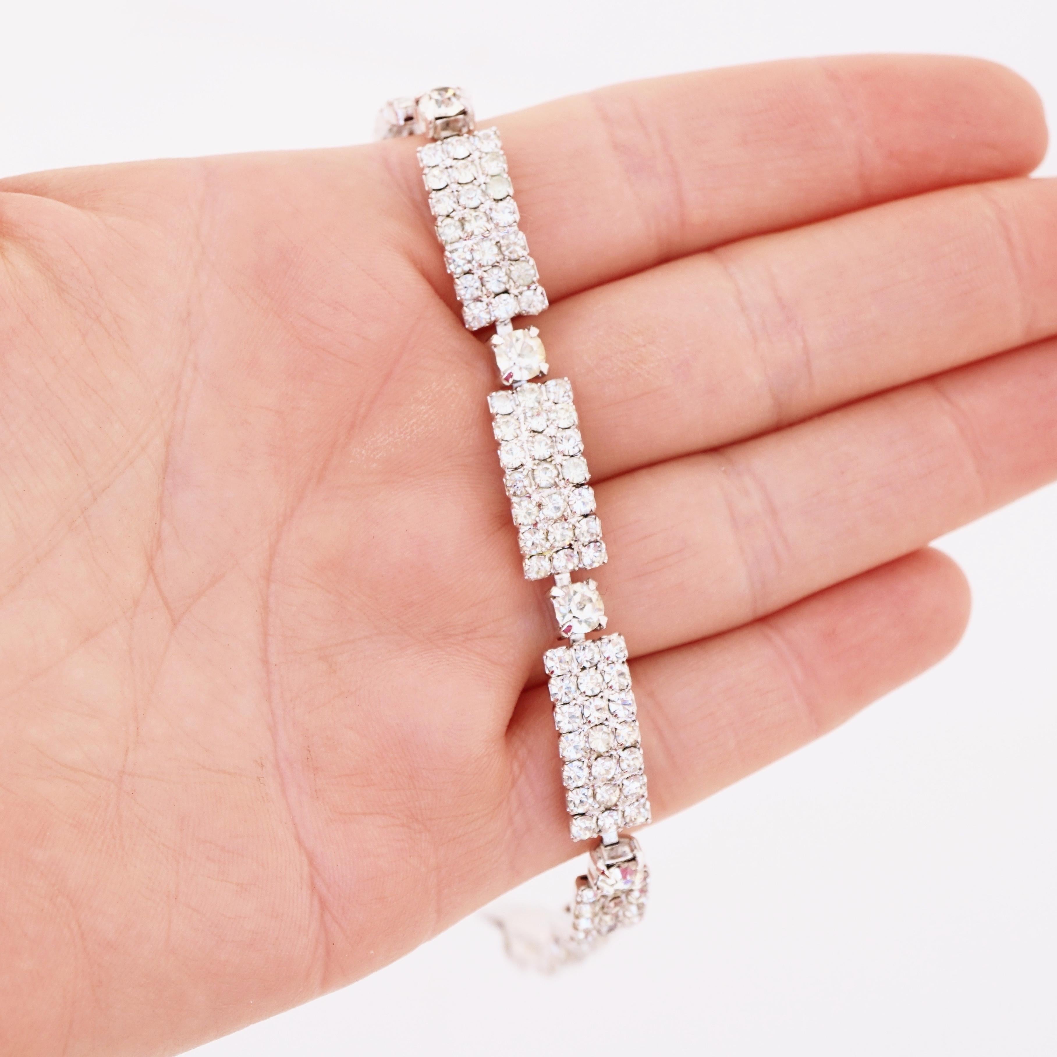 Crystal Pavé Link Cocktail Bracelet By Weiss, 1950s For Sale 1