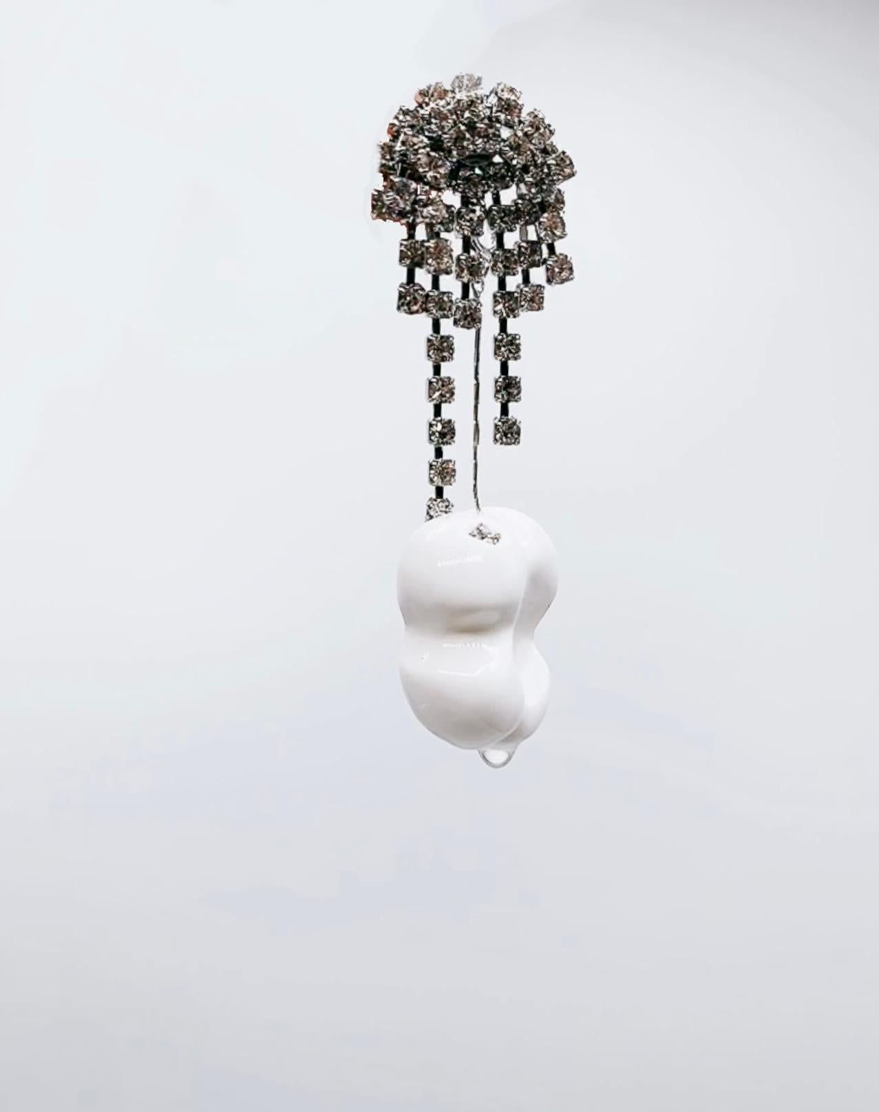 Crystal Post Earrings with Detachable Donuts Charms In New Condition For Sale In Brooklyn, NY