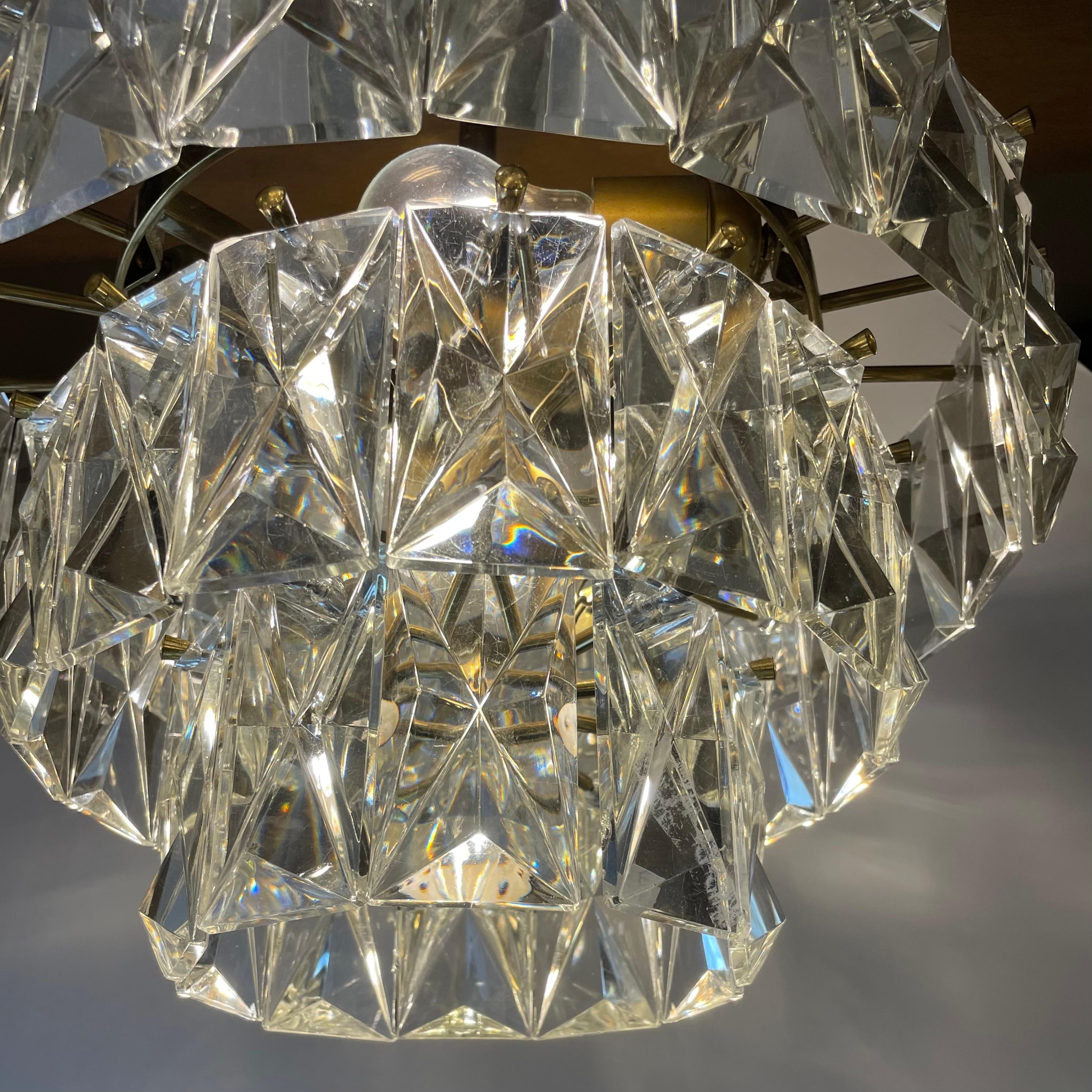 Neoclassico Lampadario a prisma di cristallo di Kinkeldey, anni '70 in vendita