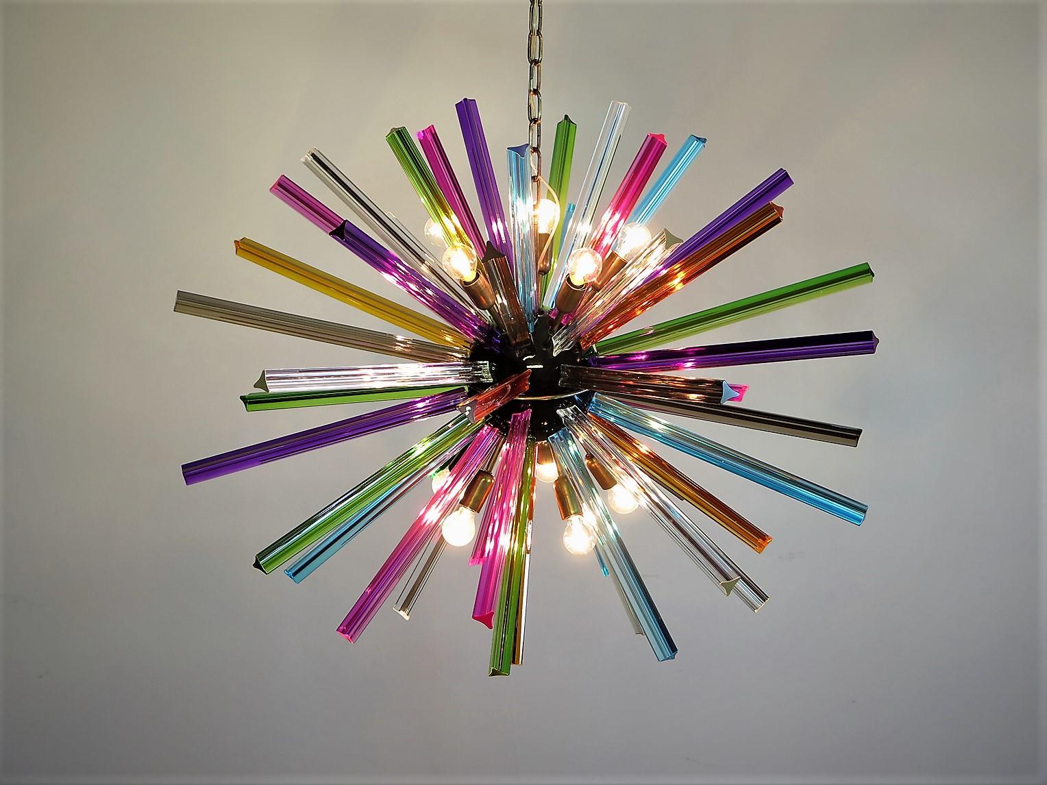 Crystal Prism Sputnik Chandeliers, 50 Multicolored Prisms, Italiy Murano In Excellent Condition For Sale In Gaiarine Frazione Francenigo (TV), IT